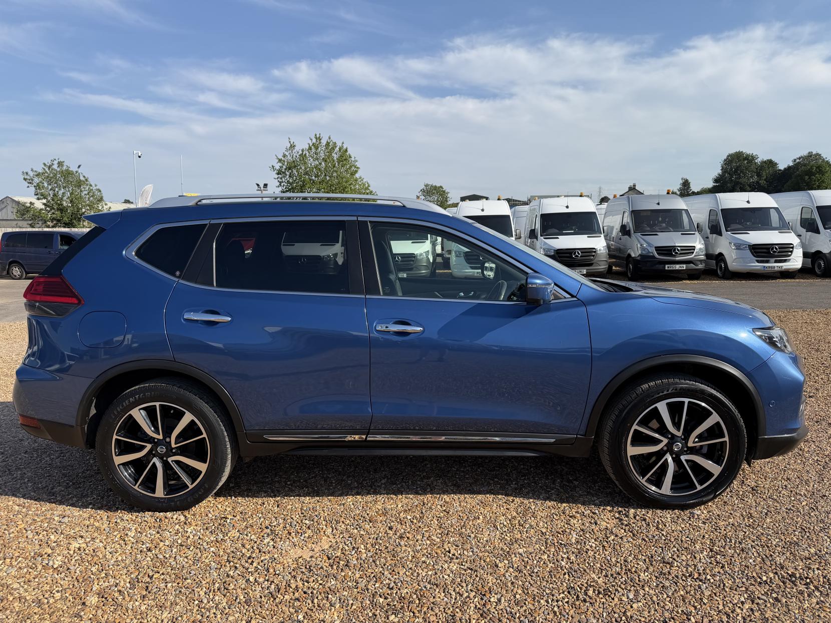 2020 Nissan X-Trail 1.7 dCi Tekna SUV 5dr Diesel Manual Euro 6 (s/s) (150 ps) - Thumbnail 12