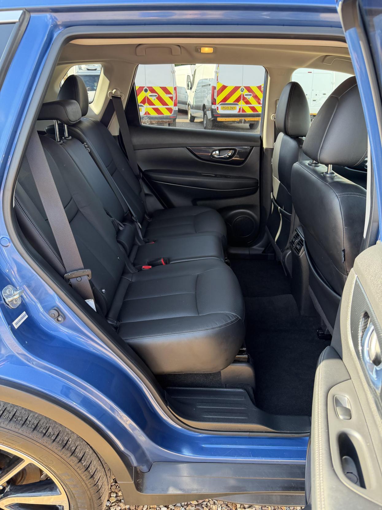 2020 Nissan X-Trail 1.7 dCi Tekna SUV 5dr Diesel Manual Euro 6 (s/s) (150 ps) - Thumbnail 21