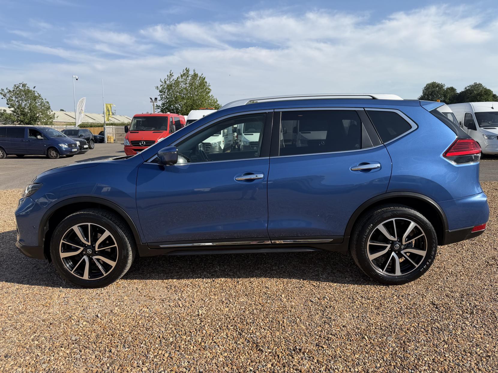 2020 Nissan X-Trail 1.7 dCi Tekna SUV 5dr Diesel Manual Euro 6 (s/s) (150 ps) - Thumbnail 8