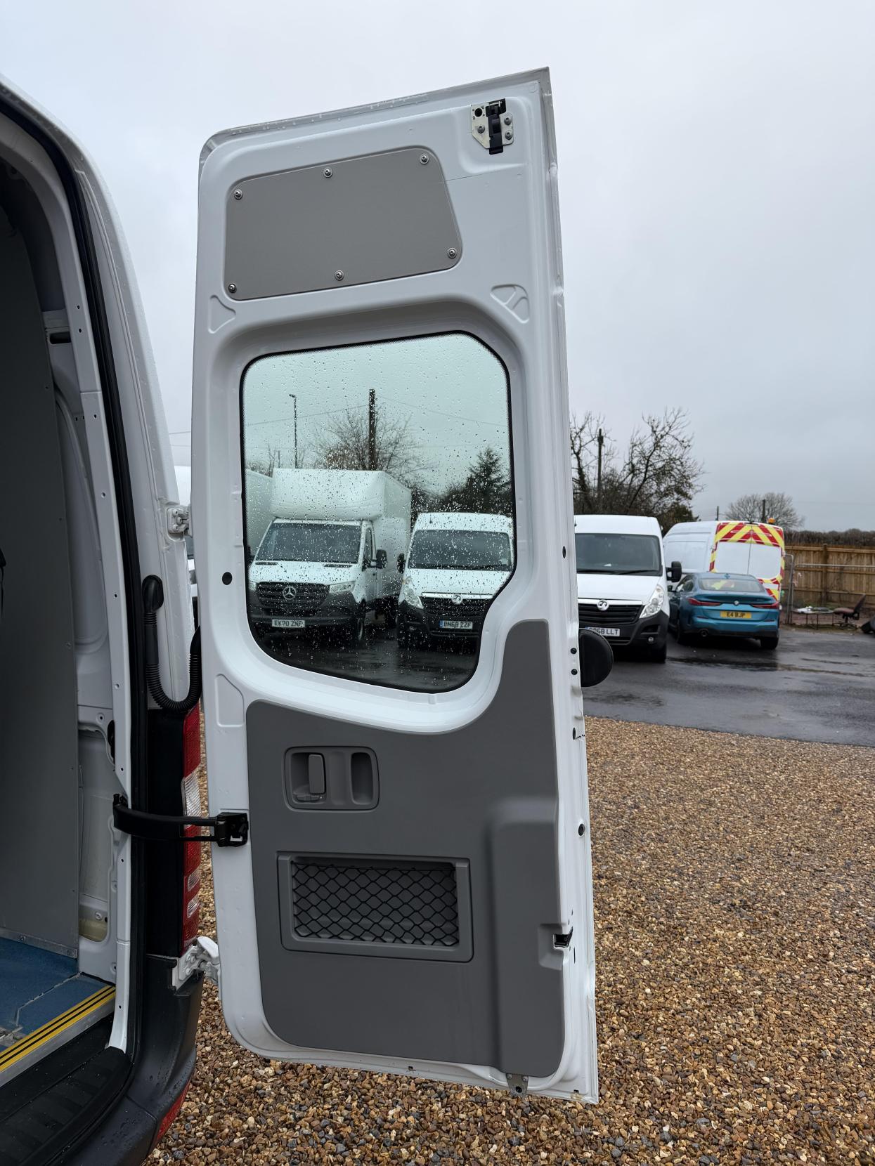 Mercedes-Benz Sprinter 2.1 313 CDi BlueEFFICIENCY 20 Anniversary Panel Van 4dr Diesel Manual RWD L2 (205 g/km, 129 bhp)