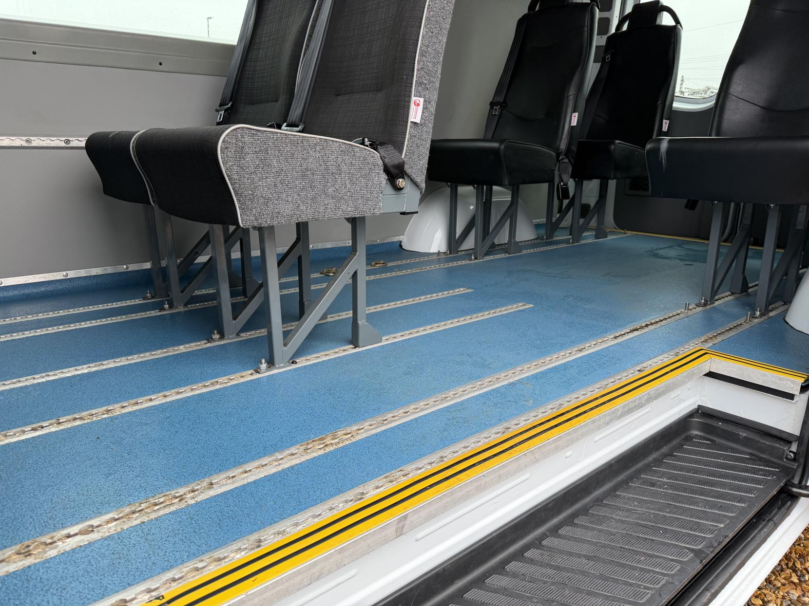 Mercedes-Benz Sprinter 2.1 313 CDi BlueEFFICIENCY 20 Anniversary Panel Van 4dr Diesel Manual RWD L2 (205 g/km, 129 bhp)