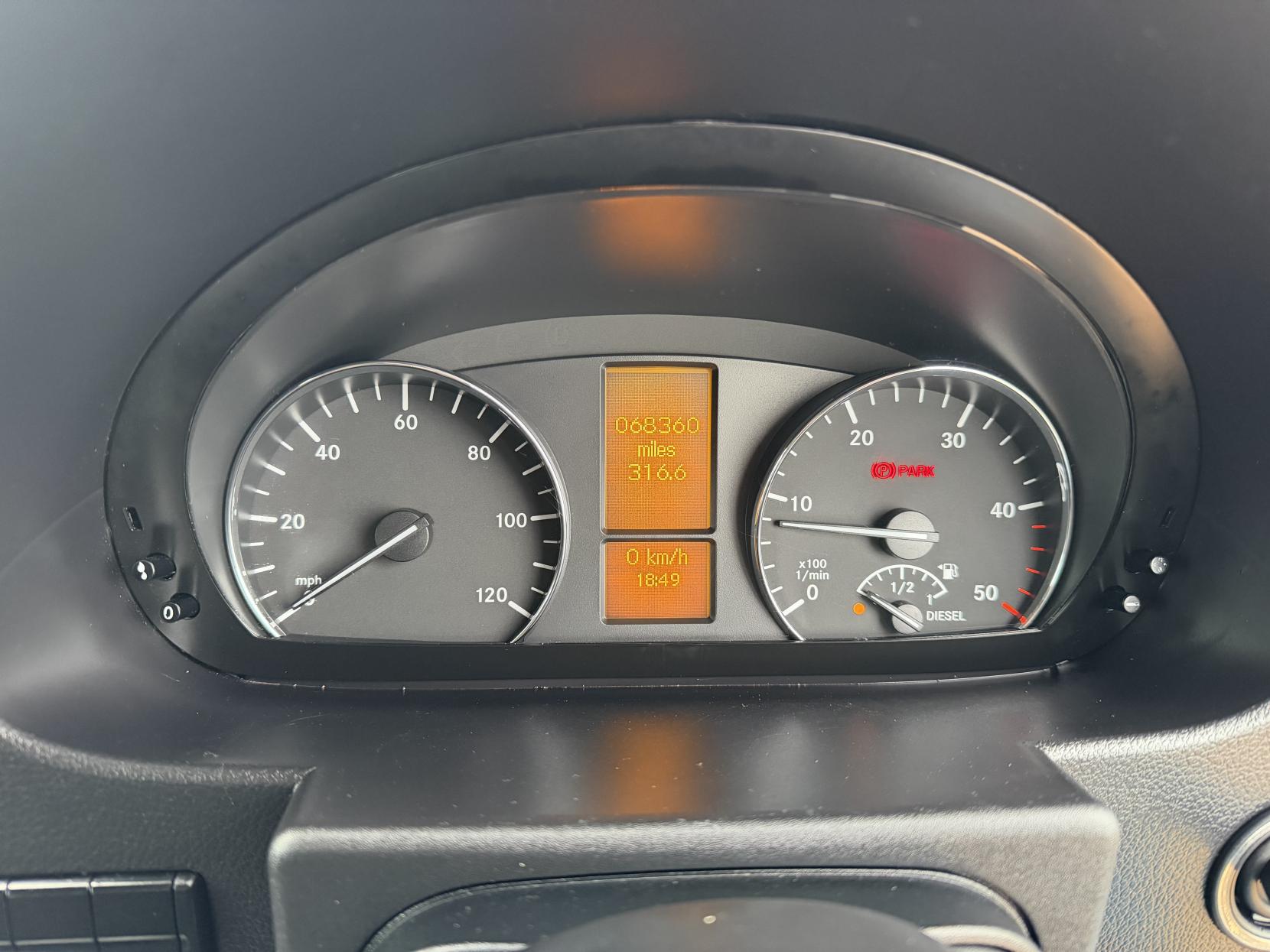 Mercedes-Benz Sprinter 2.1 313 CDi BlueEFFICIENCY 20 Anniversary Panel Van 4dr Diesel Manual RWD L2 (205 g/km, 129 bhp)