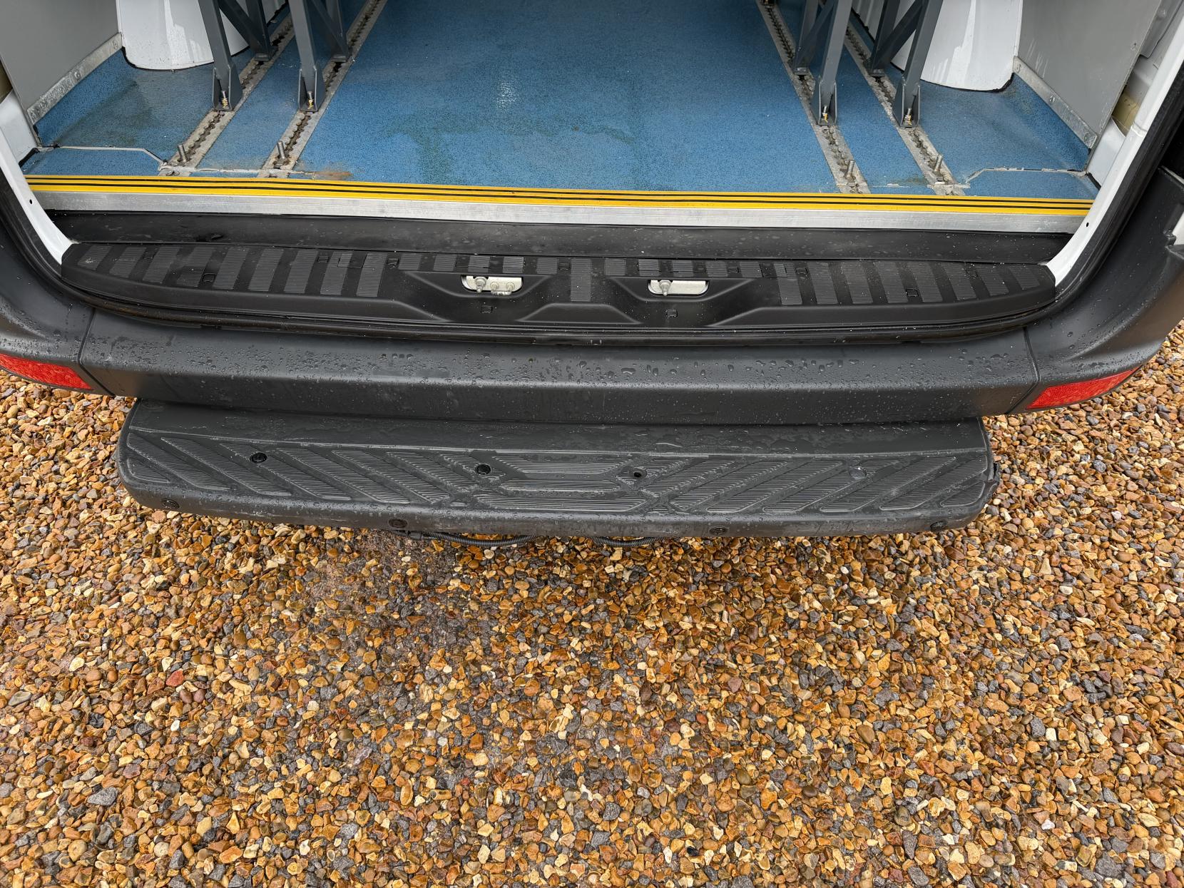 Mercedes-Benz Sprinter 2.1 313 CDi BlueEFFICIENCY 20 Anniversary Panel Van 4dr Diesel Manual RWD L2 (205 g/km, 129 bhp)