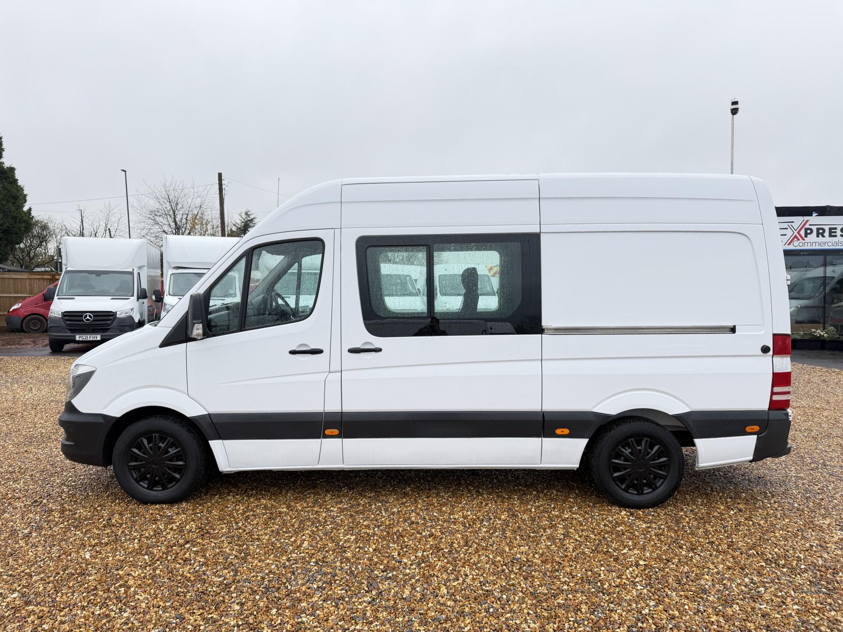 Mercedes-Benz Sprinter 2.1 313 CDi BlueEFFICIENCY 20 Anniversary Panel Van 4dr Diesel Manual RWD L2 (205 g/km, 129 bhp)