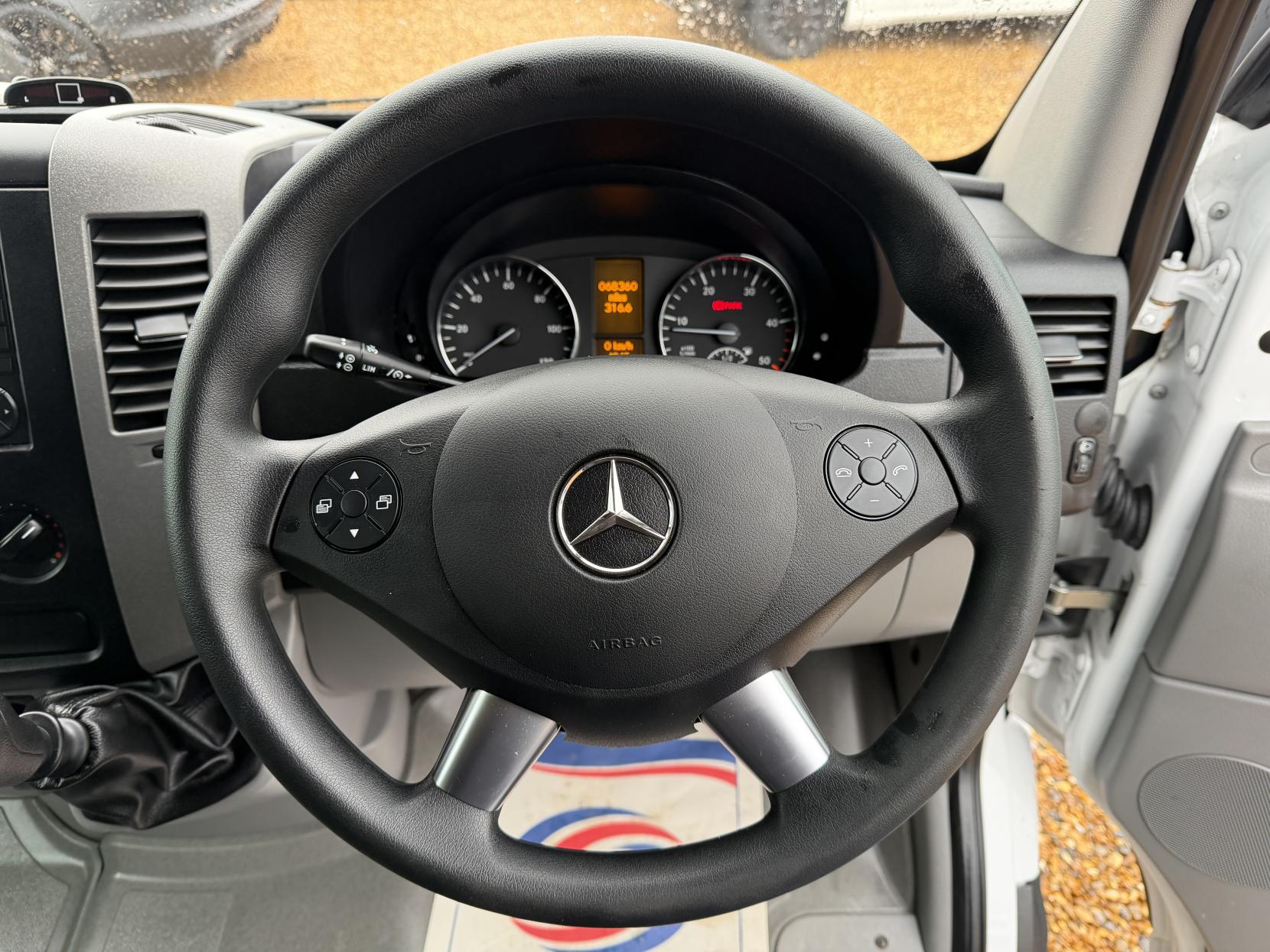 Mercedes-Benz Sprinter 2.1 313 CDi BlueEFFICIENCY 20 Anniversary Panel Van 4dr Diesel Manual RWD L2 (205 g/km, 129 bhp)