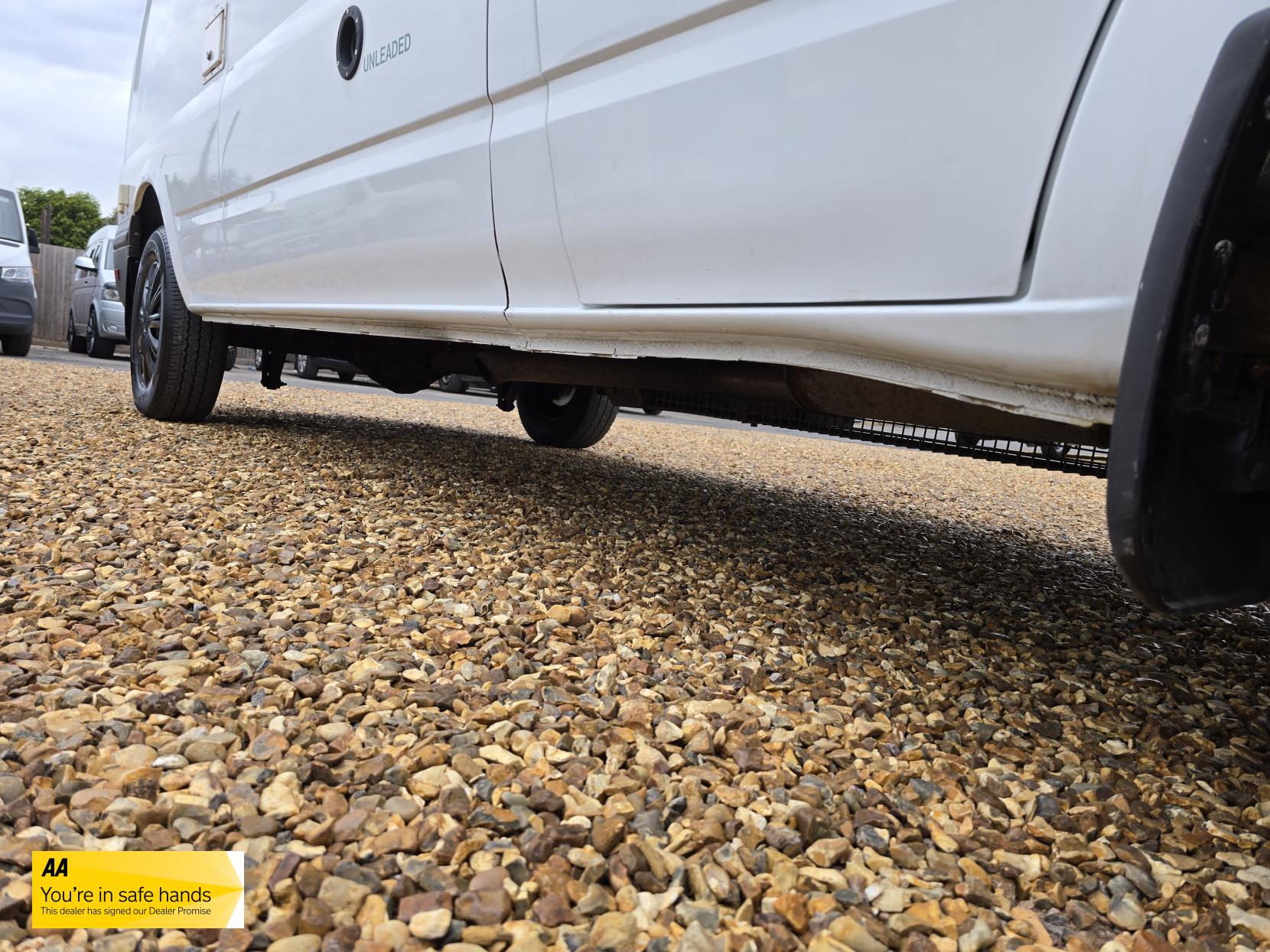 Ford Transit 2.4 TDCi 350 Duratorq Panel Van 3dr Diesel Manual RWD L3 H3 (98 bhp)