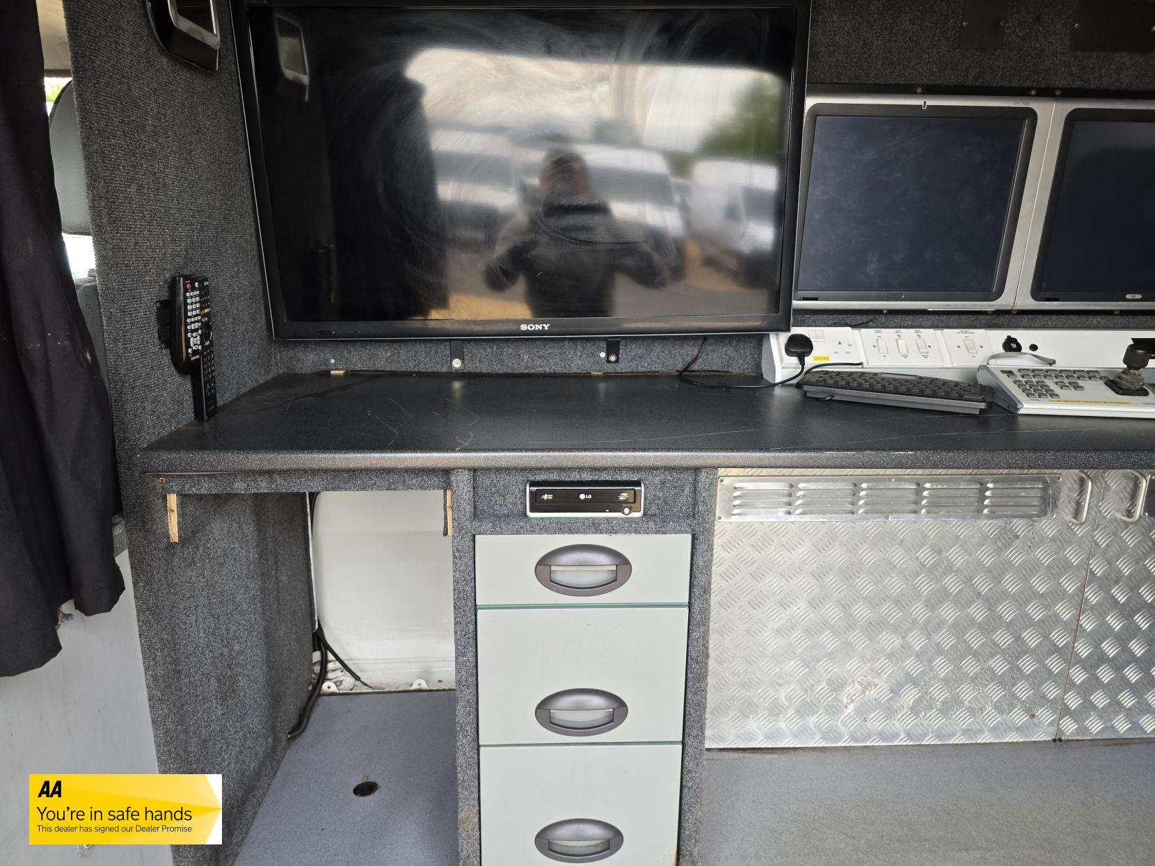 Ford Transit 2.4 TDCi 350 Duratorq Panel Van 3dr Diesel Manual RWD L3 H3 (98 bhp)