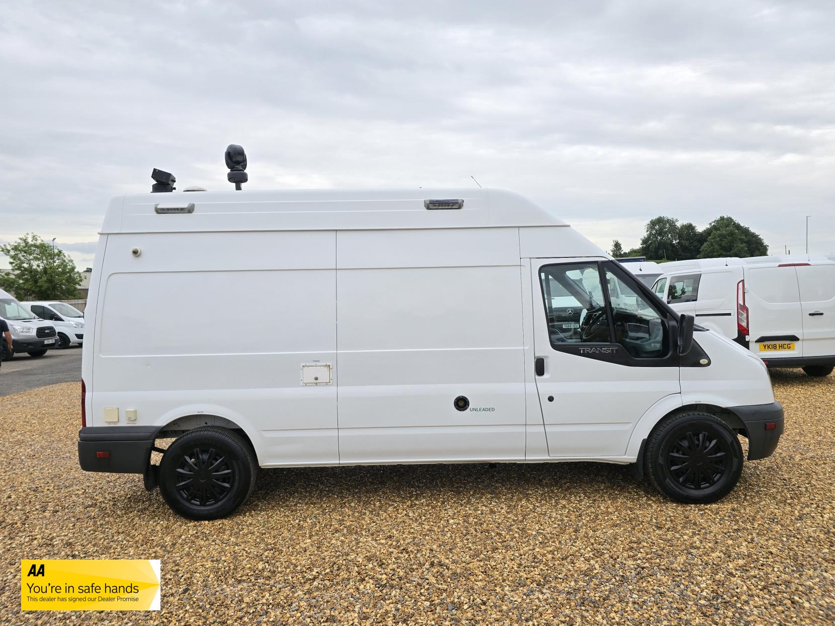 Ford Transit 2.4 TDCi 350 Duratorq Panel Van 3dr Diesel Manual RWD L3 H3 (98 bhp)