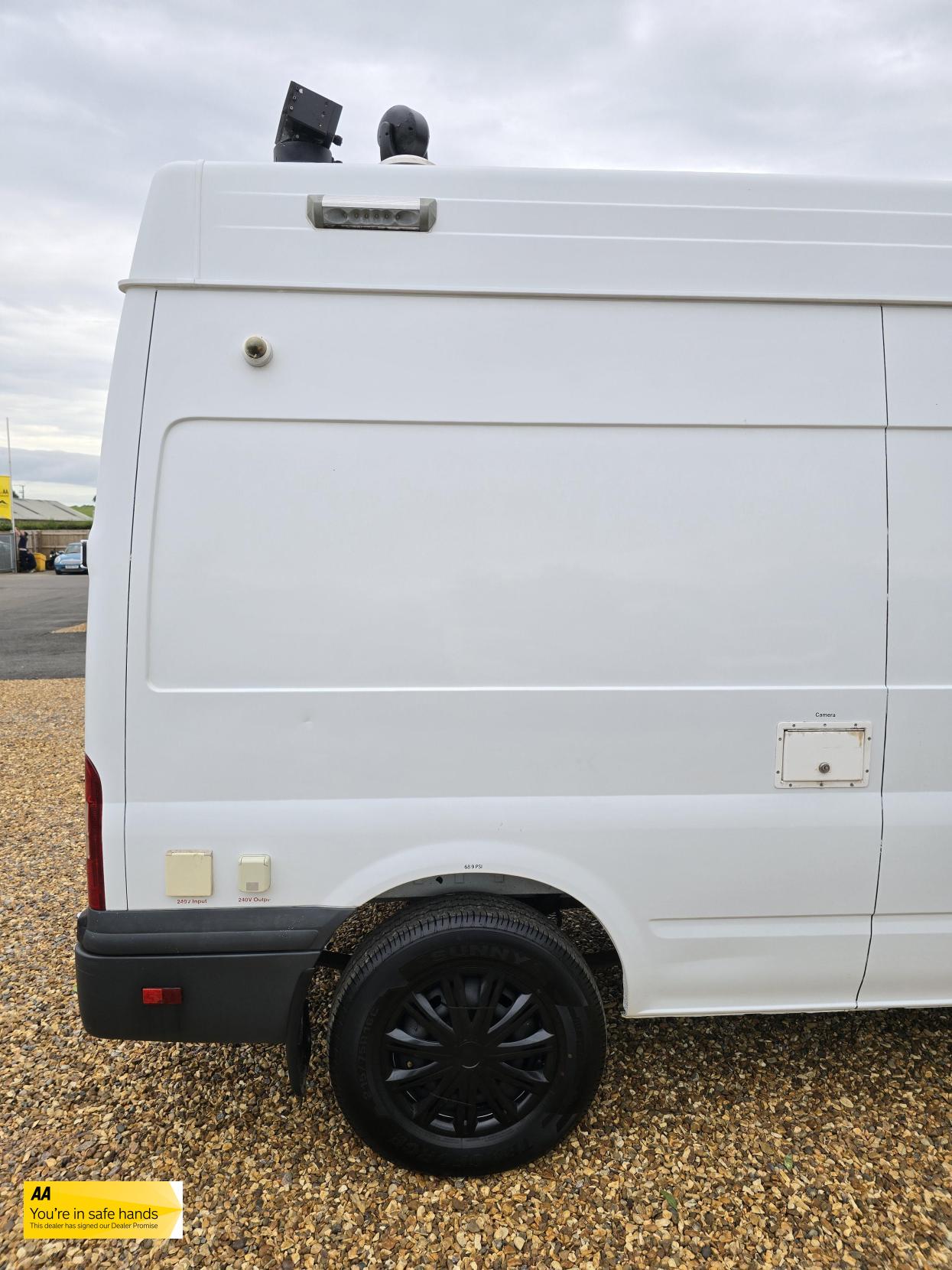 Ford Transit 2.4 TDCi 350 Duratorq Panel Van 3dr Diesel Manual RWD L3 H3 (98 bhp)