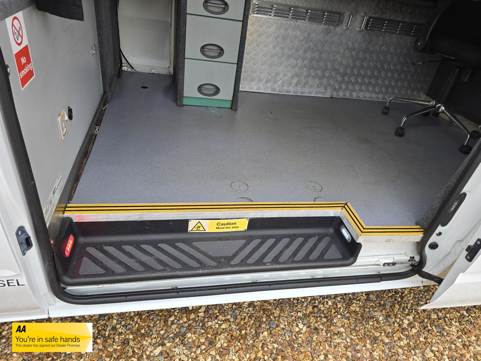 Ford Transit 2.4 TDCi 350 Duratorq Panel Van 3dr Diesel Manual RWD L3 H3 (98 bhp)