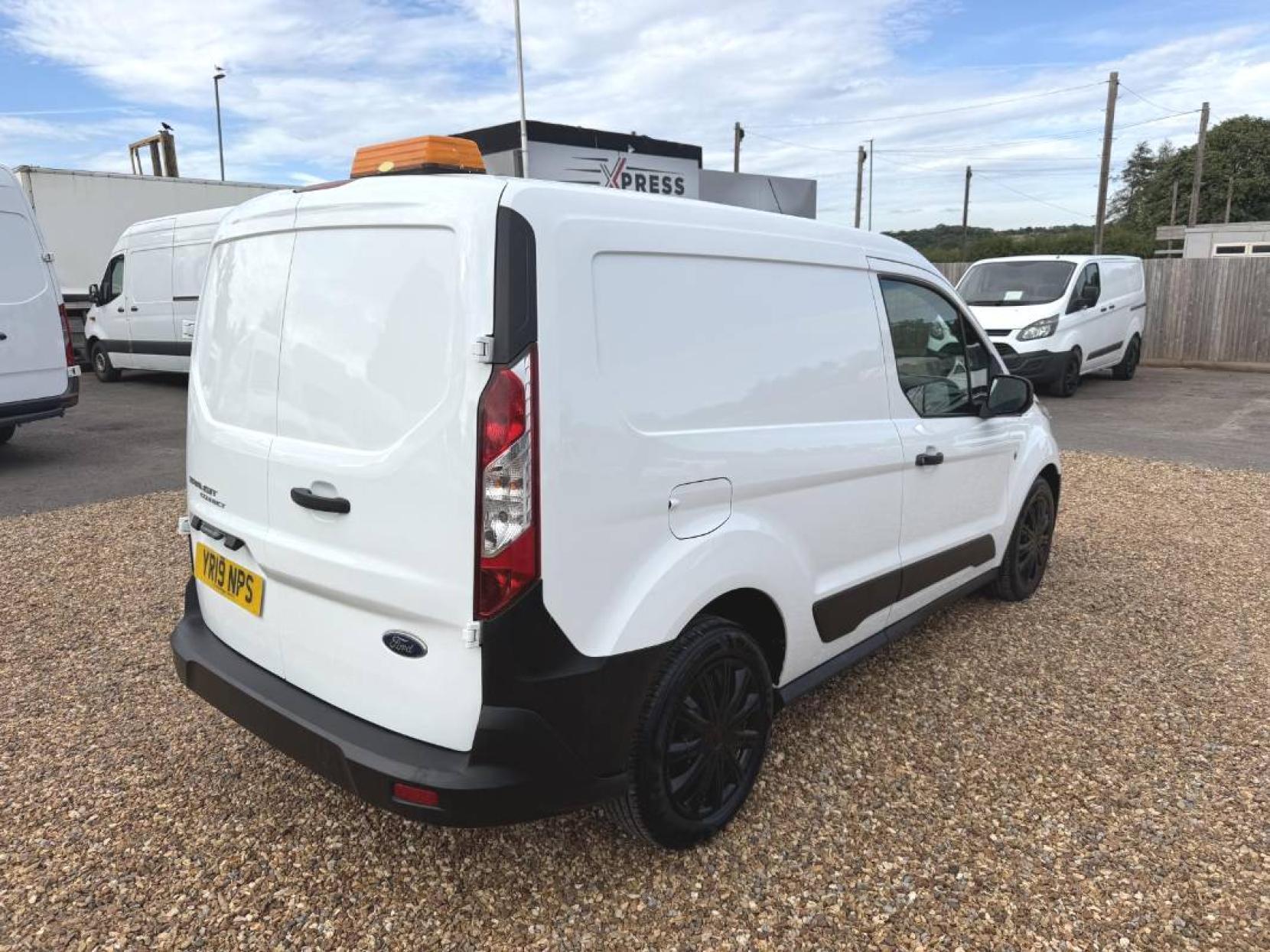 2019 Ford Transit Connect 1.5 220 EcoBlue Leader Panel Van 5dr Diesel Manual L1 Euro 6 (s/s) (100 ps) - Thumbnail 10