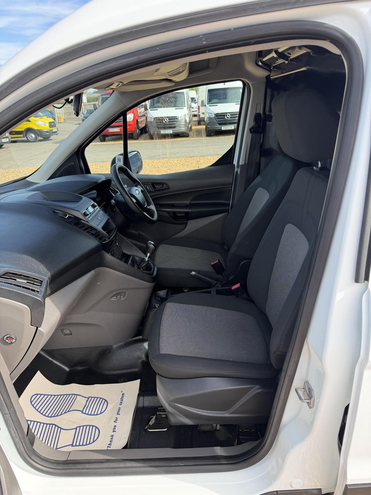 2019 Ford Transit Connect 1.5 220 EcoBlue Leader Panel Van 5dr Diesel Manual L1 Euro 6 (s/s) (100 ps) - Thumbnail 16