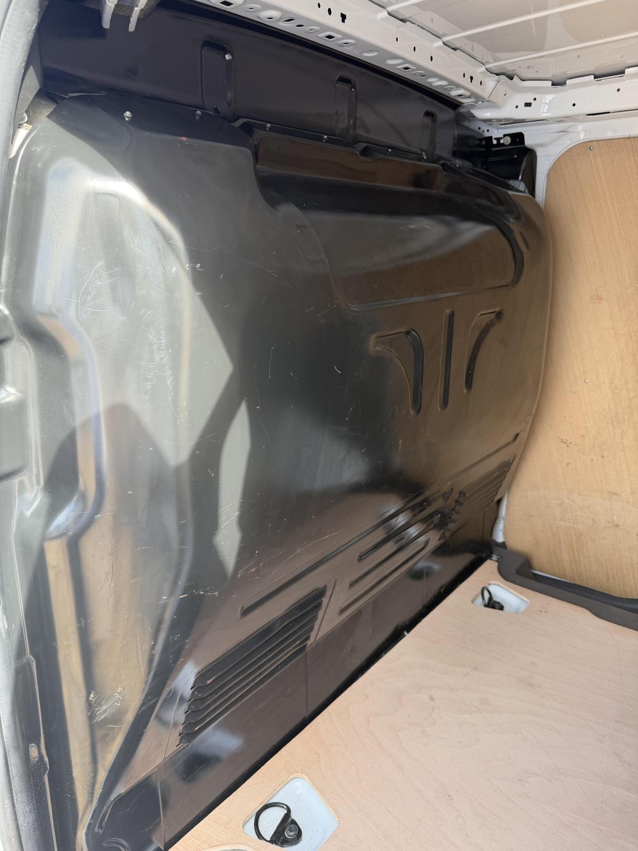 2019 Ford Transit Connect 1.5 220 EcoBlue Leader Panel Van 5dr Diesel Manual L1 Euro 6 (s/s) (100 ps) - Thumbnail 20