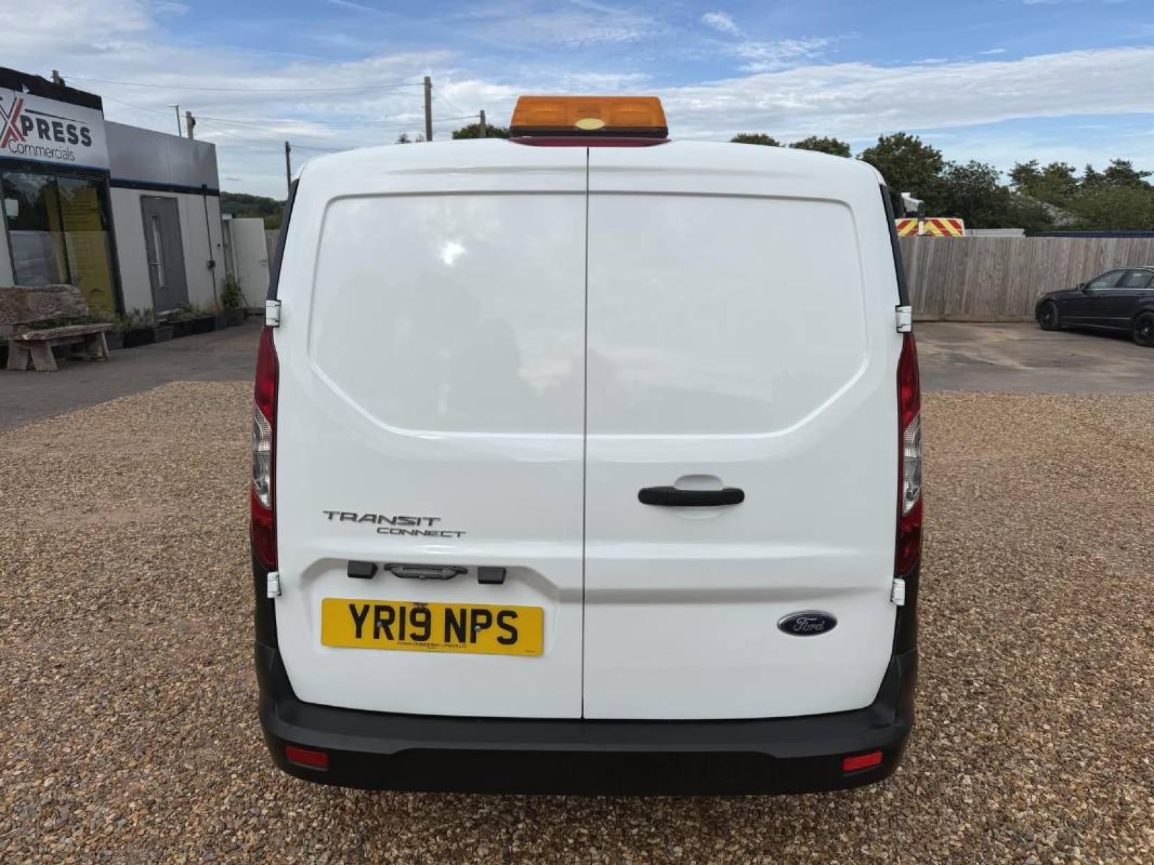 2019 Ford Transit Connect 1.5 220 EcoBlue Leader Panel Van 5dr Diesel Manual L1 Euro 6 (s/s) (100 ps) - Thumbnail 9