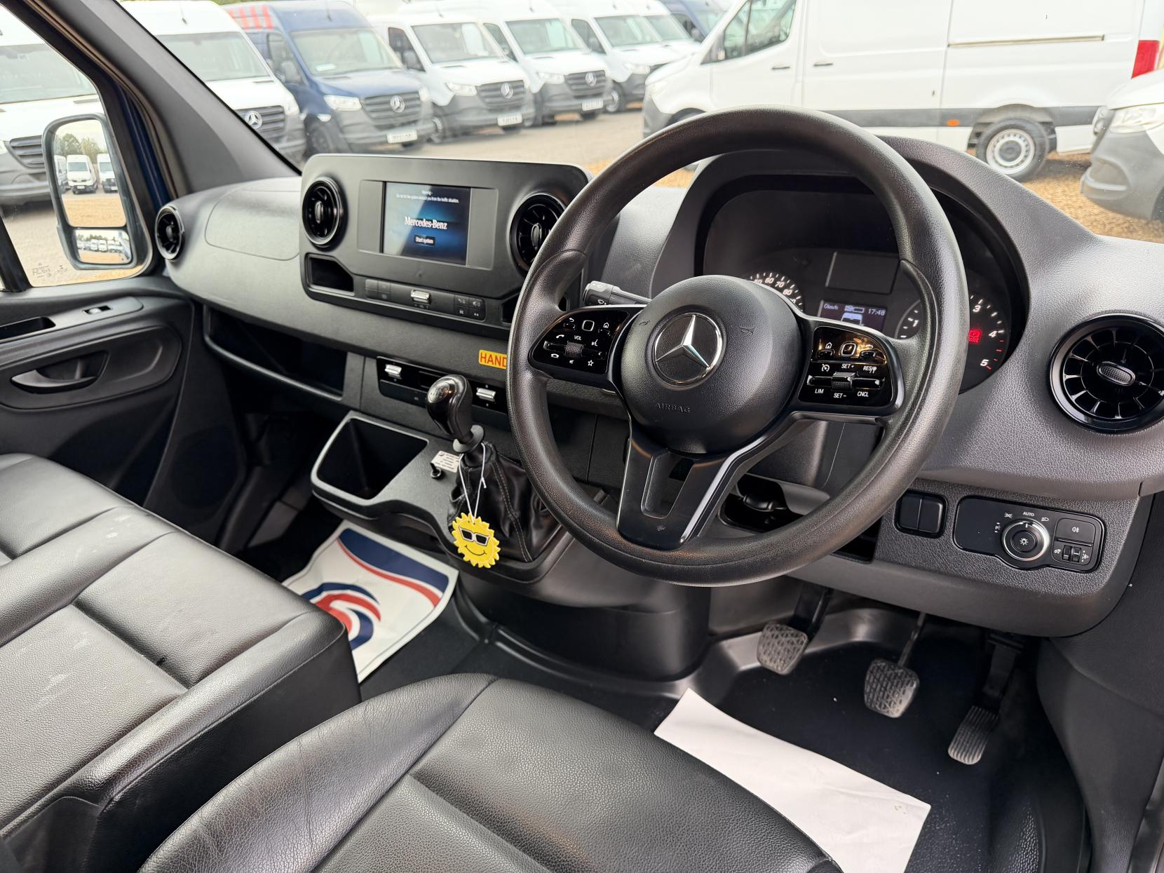 2019 Mercedes-Benz Sprinter 2.1 314 CDI Panel Van 5dr Diesel Manual RWD L2 H2 Euro 6 (s/s) (143 ps) - Thumbnail 2