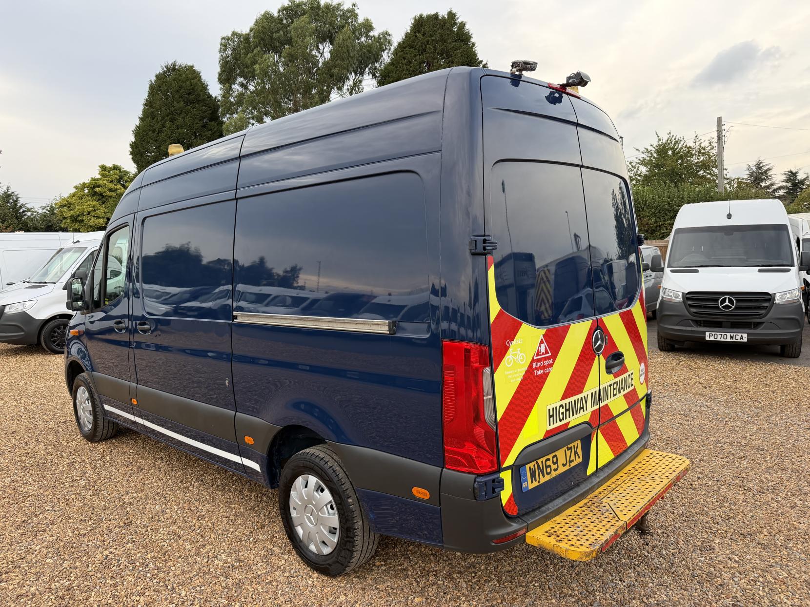 2019 Mercedes-Benz Sprinter 2.1 314 CDI Panel Van 5dr Diesel Manual RWD L2 H2 Euro 6 (s/s) (143 ps) - Thumbnail 9