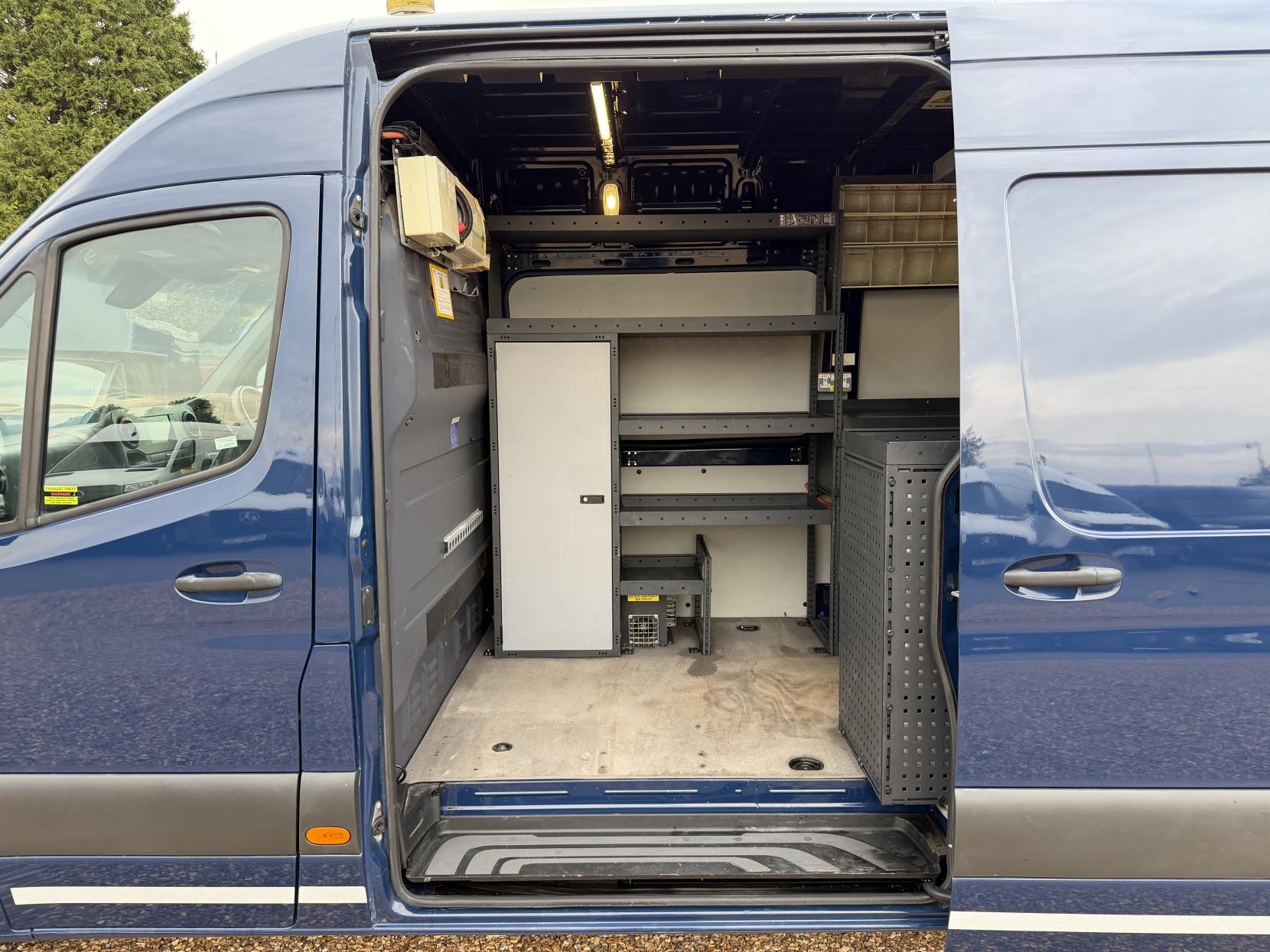 2019 Mercedes-Benz Sprinter 2.1 314 CDI Panel Van 5dr Diesel Manual RWD L2 H2 Euro 6 (s/s) (143 ps) - Thumbnail 31