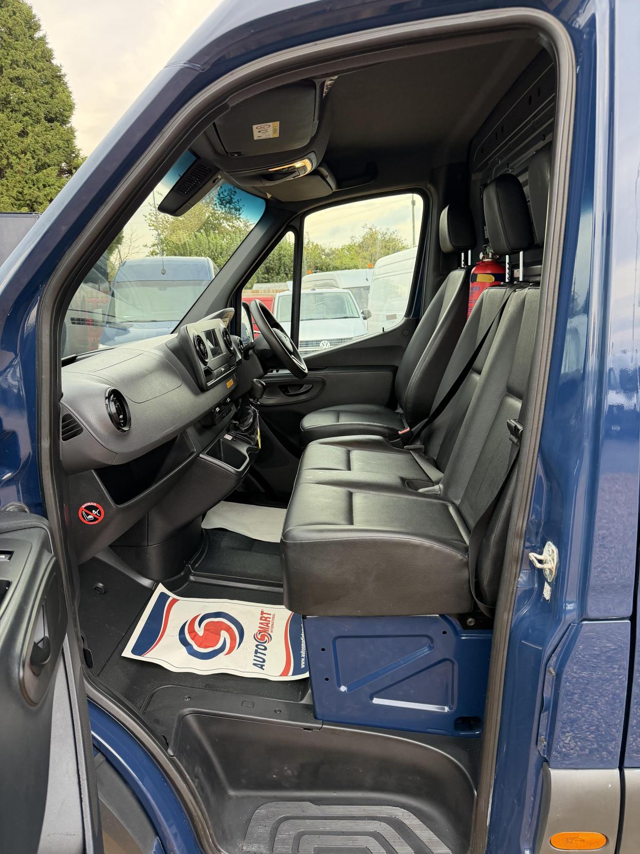 2019 Mercedes-Benz Sprinter 2.1 314 CDI Panel Van 5dr Diesel Manual RWD L2 H2 Euro 6 (s/s) (143 ps) - Thumbnail 29