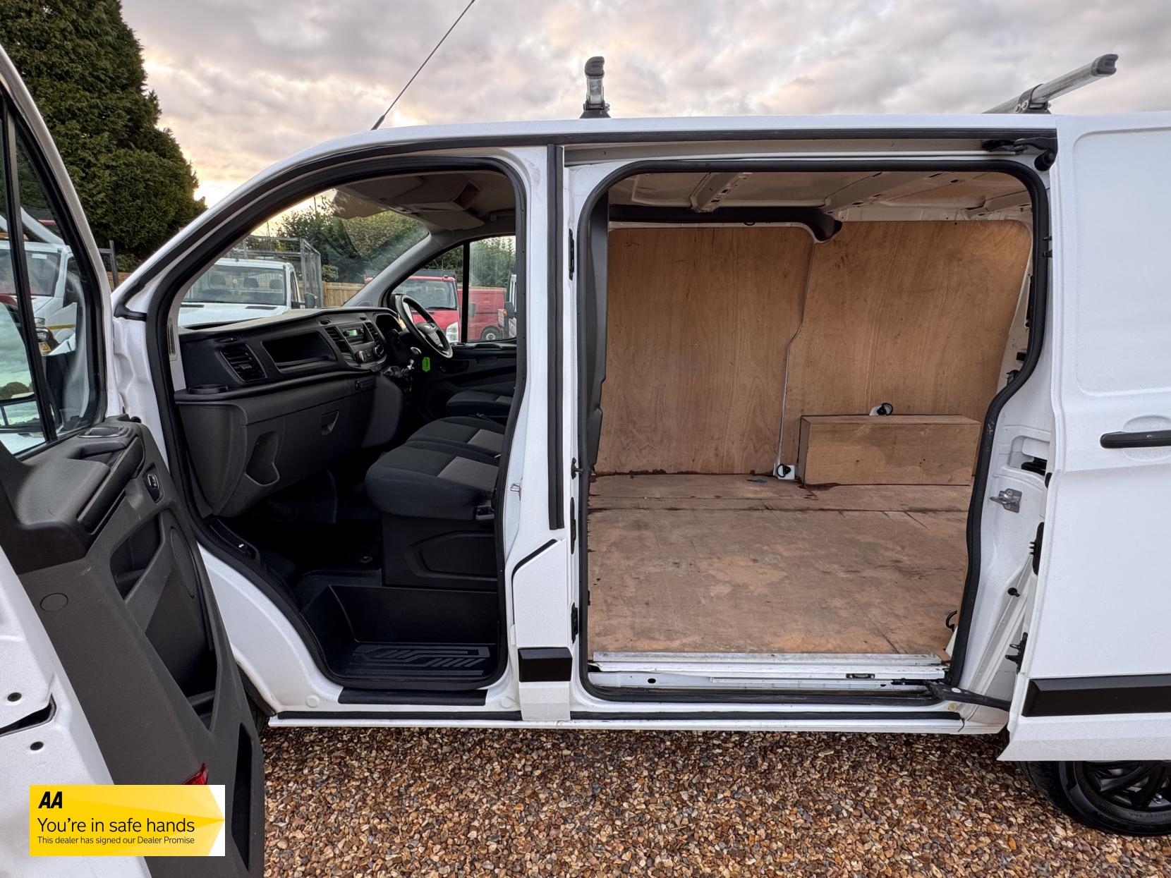 Ford Transit Custom 2.0 280 EcoBlue Panel Van 5dr Diesel Manual L1 H1 Euro 6 (105 ps)