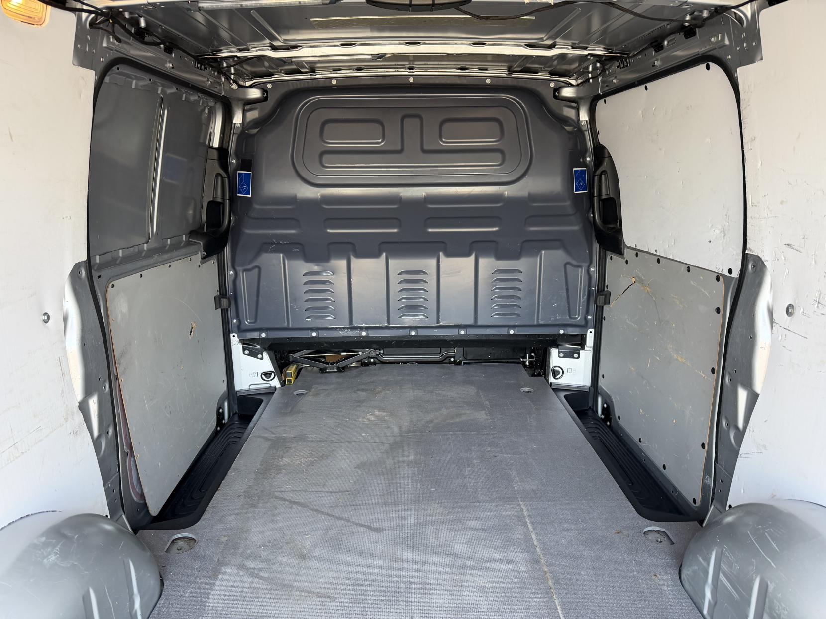 Mercedes-Benz Vito 1.6 111 CDI Panel Van 6dr Diesel Manual FWD L2 Euro 6 (114 ps)