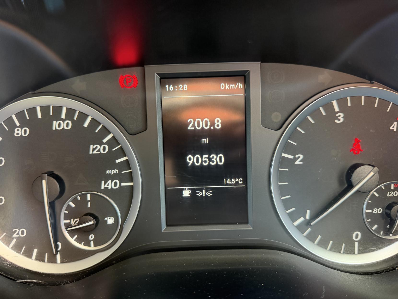 Mercedes-Benz Vito 1.6 111 CDI Panel Van 6dr Diesel Manual FWD L2 Euro 6 (114 ps)