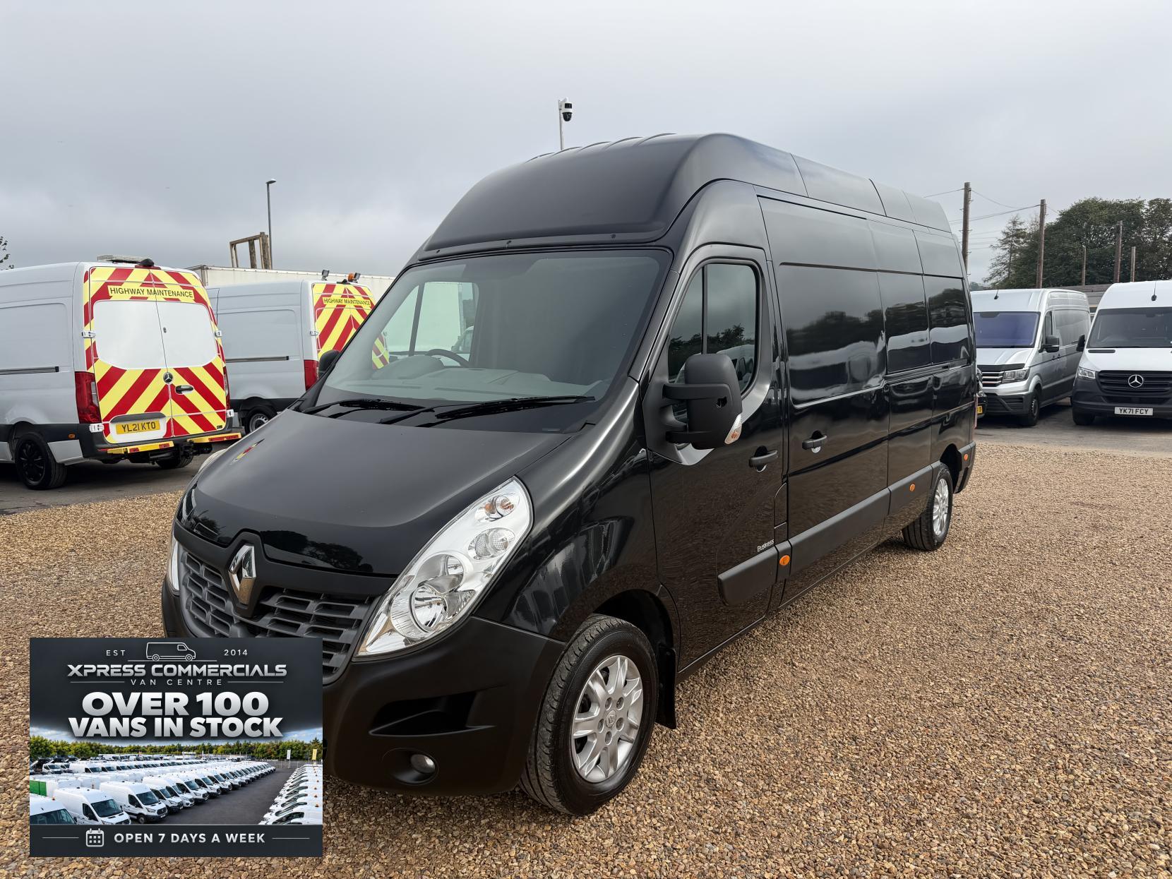 2017 Renault Master 2.3 dCi 35 Business Panel Van 5dr Diesel Manual FWD LWB High Roof Euro 6 (130 ps)