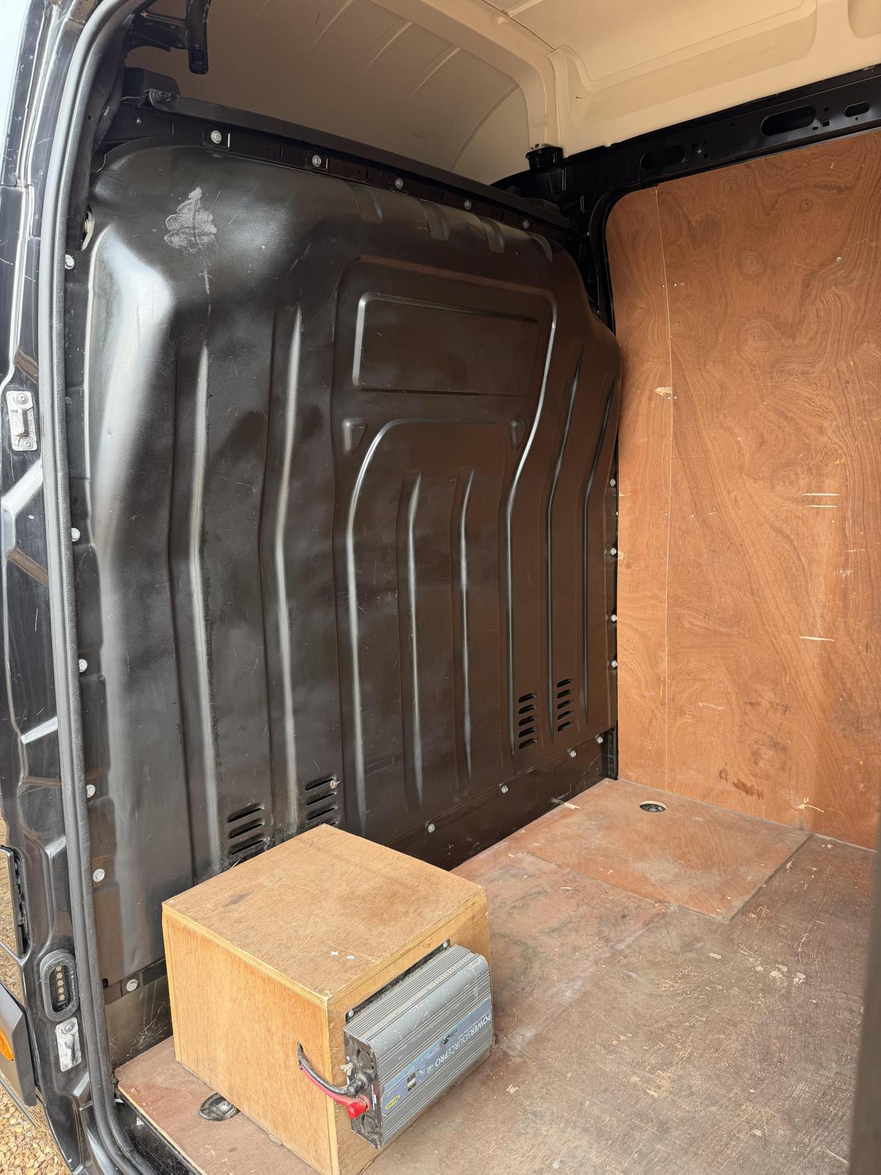 2017 Renault Master 2.3 dCi 35 Business Panel Van 5dr Diesel Manual FWD LWB High Roof Euro 6 (130 ps) - Thumbnail 38