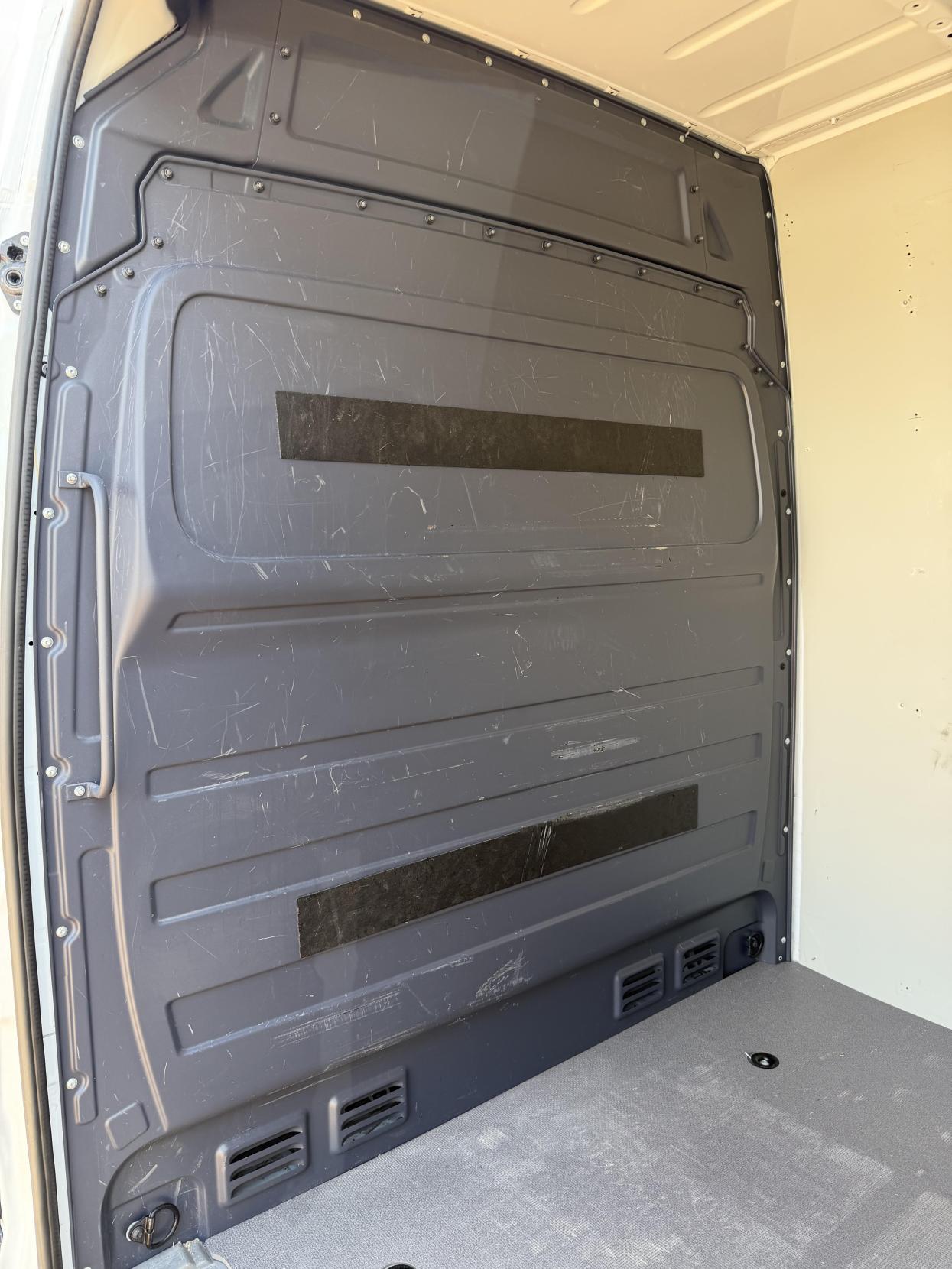 2017 Mercedes-Benz Sprinter 2.1 314 CDi Panel Van 5dr Diesel Manual RWD L3 H3 (218 g/km, 140 bhp) - Thumbnail 20