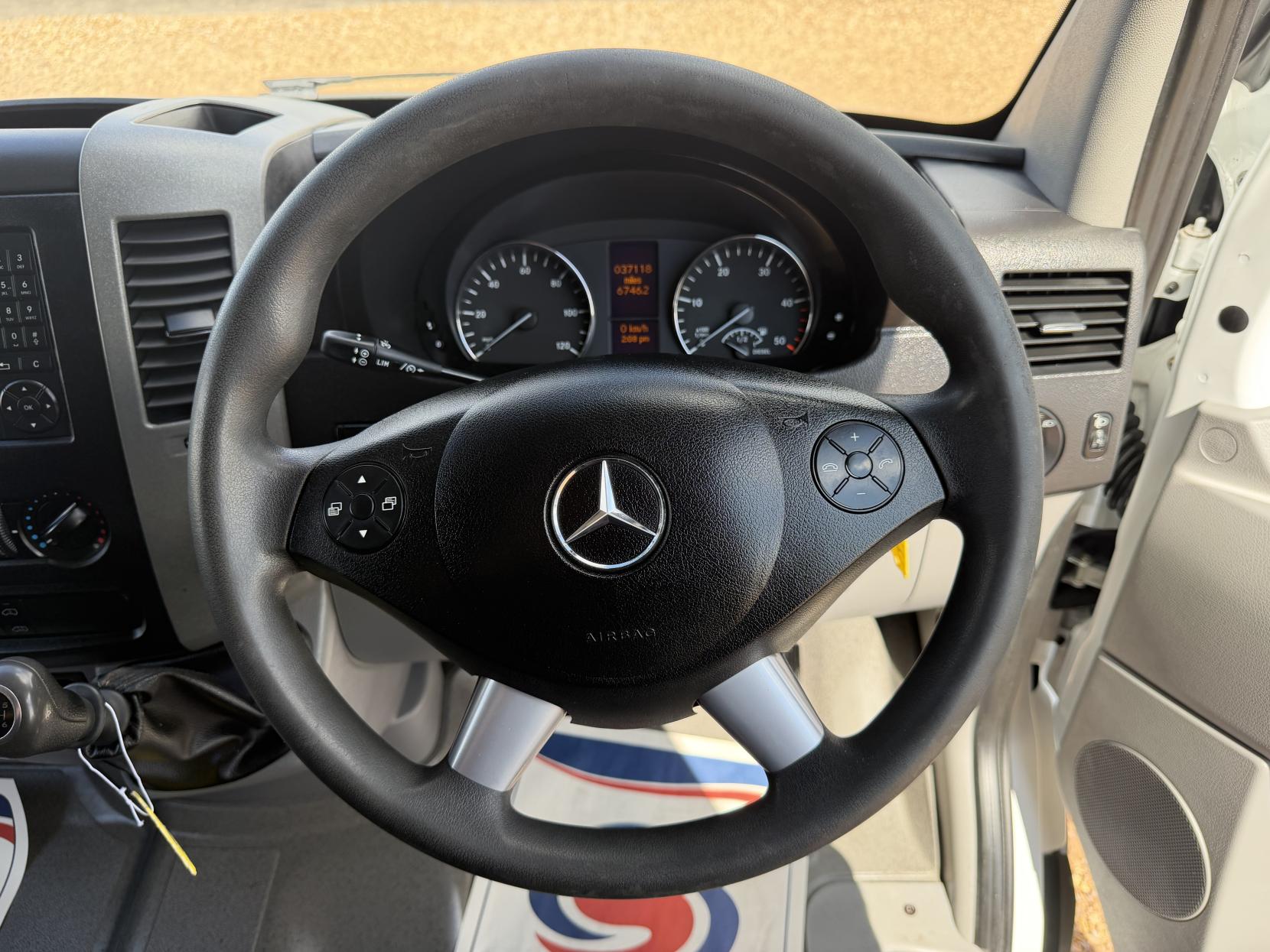 2017 Mercedes-Benz Sprinter 2.1 314 CDi Panel Van 5dr Diesel Manual RWD L3 H3 (218 g/km, 140 bhp) - Thumbnail 38