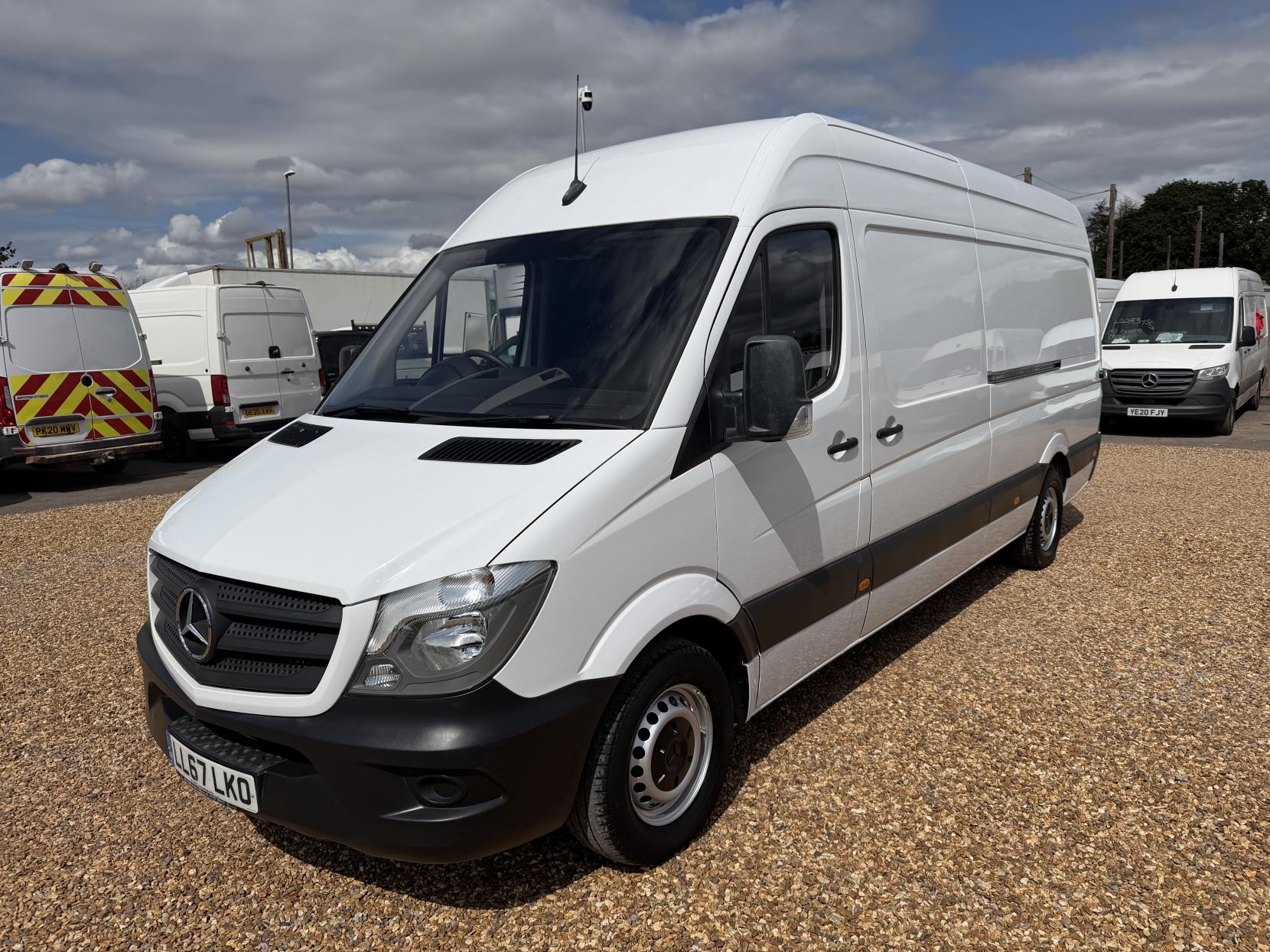 2017 Mercedes-Benz Sprinter 2.1 314 CDi Panel Van 5dr Diesel Manual RWD L3 H3 (218 g/km, 140 bhp) - Thumbnail 7