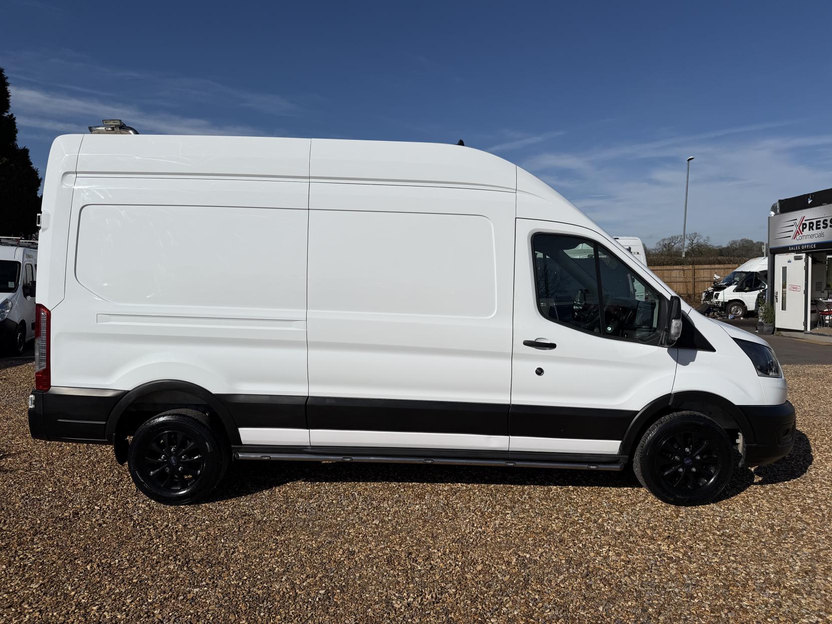 Ford Transit 2.0 350 EcoBlue Leader Panel Van 5dr Diesel Manual RWD L2 H3 Euro 6 (s/s) (130 ps)