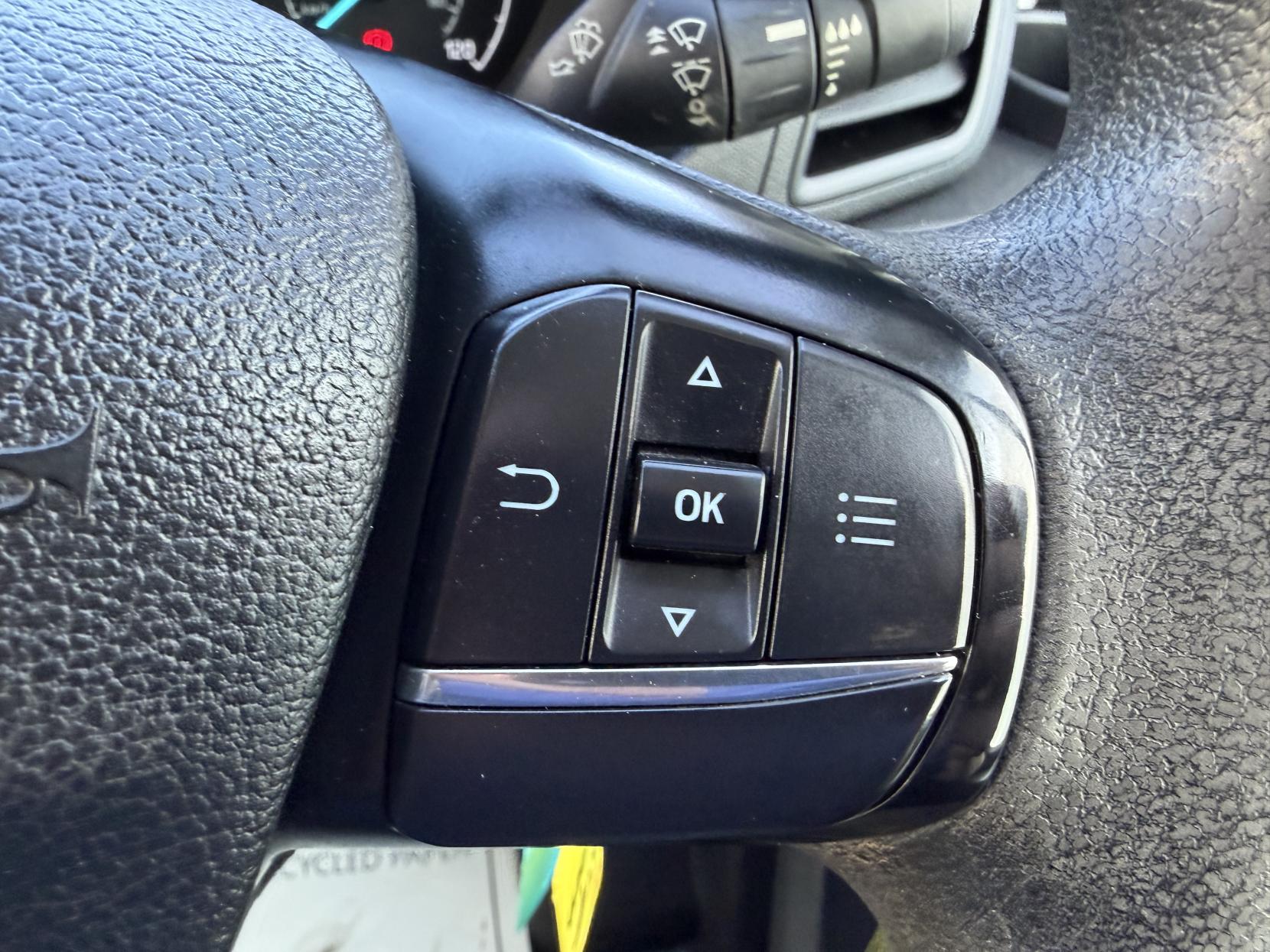 Ford Transit 2.0 350 EcoBlue Leader Panel Van 5dr Diesel Manual RWD L2 H3 Euro 6 (s/s) (130 ps)