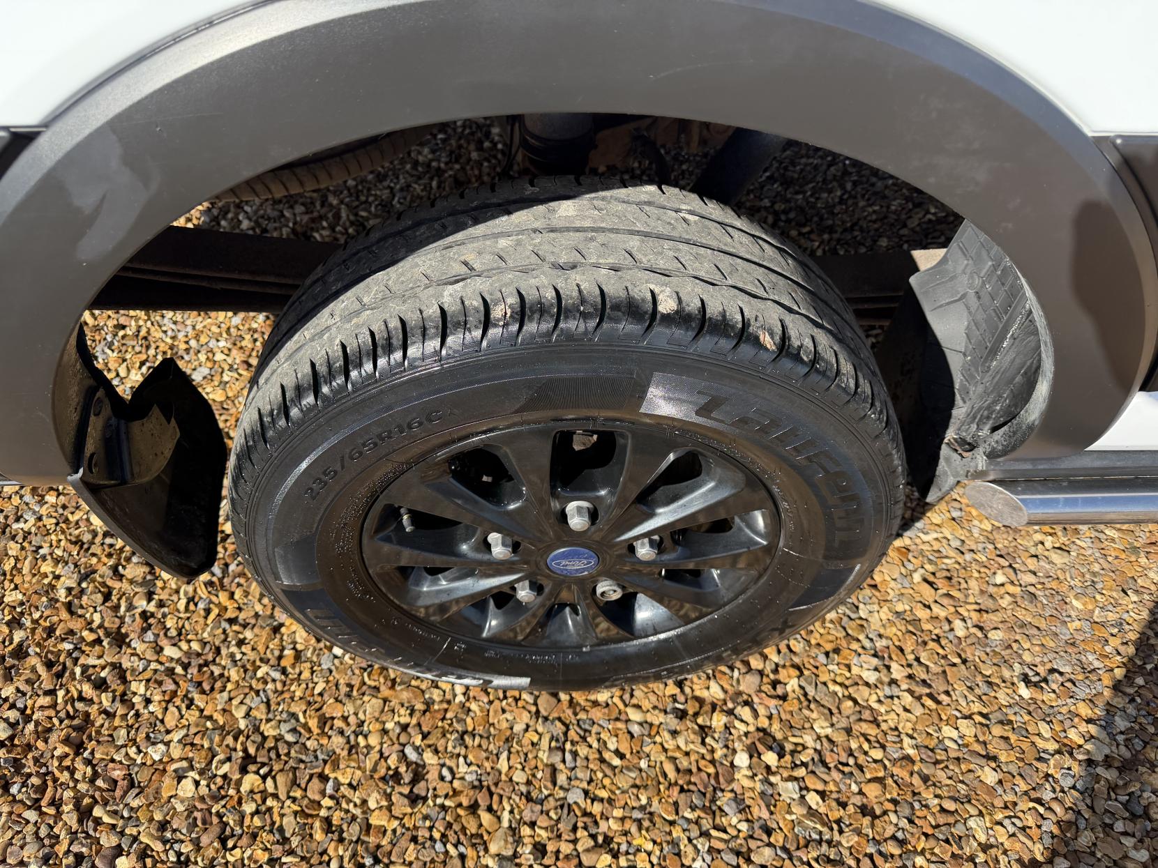 Ford Transit 2.0 350 EcoBlue Leader Panel Van 5dr Diesel Manual RWD L2 H3 Euro 6 (s/s) (130 ps)