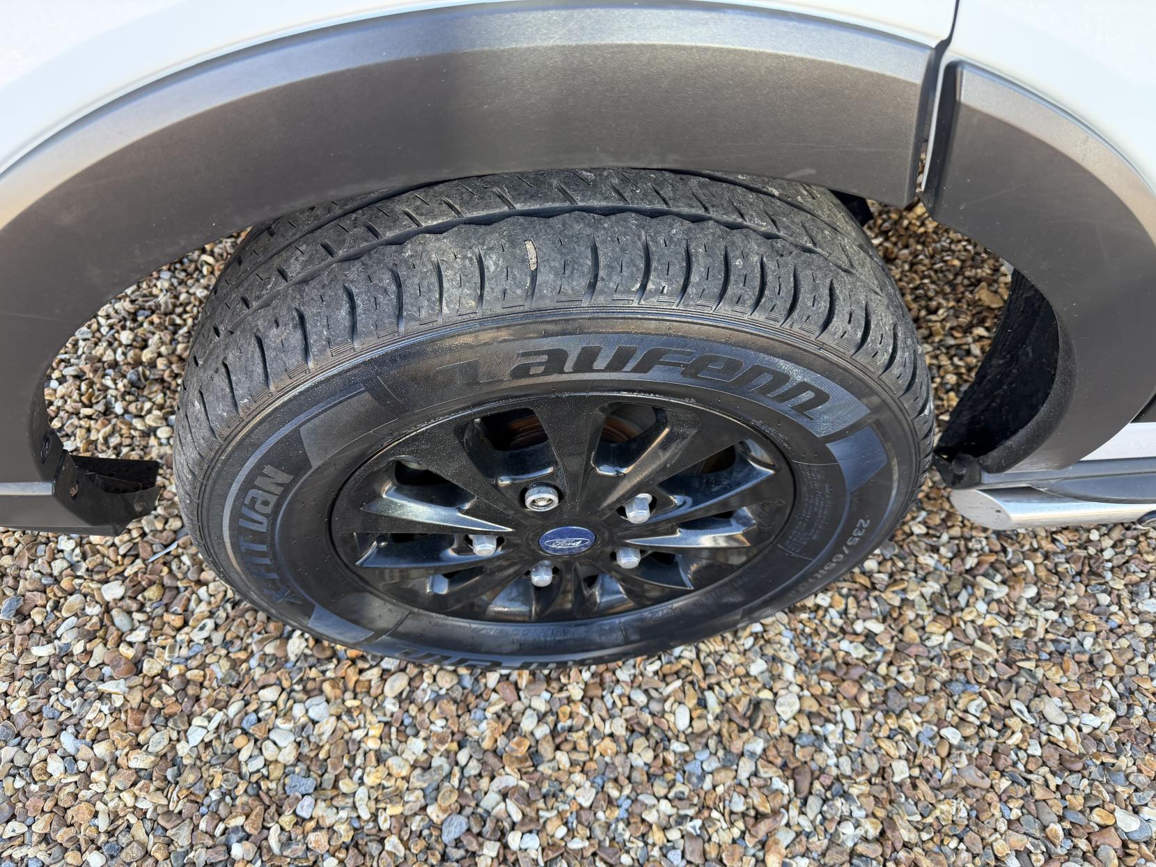 Ford Transit 2.0 350 EcoBlue Leader Panel Van 5dr Diesel Manual RWD L2 H3 Euro 6 (s/s) (130 ps)