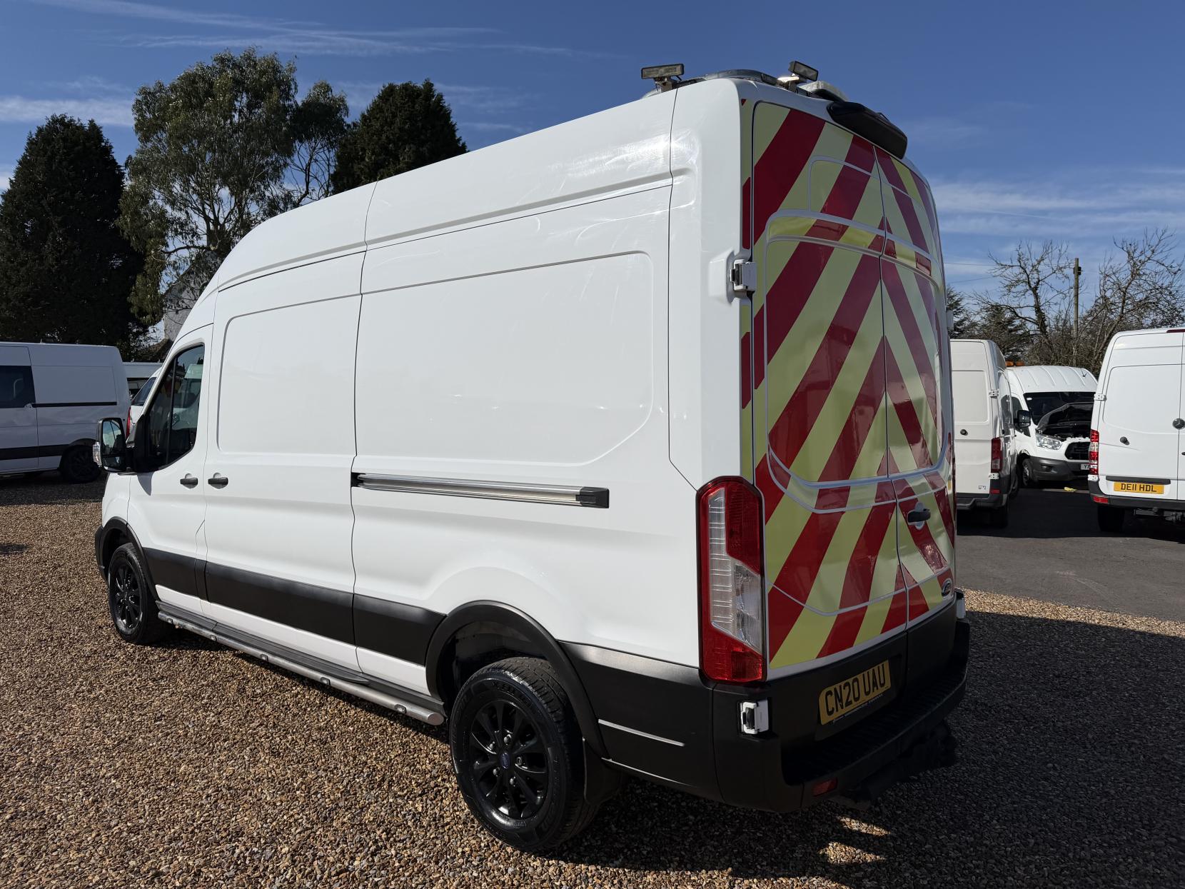 Ford Transit 2.0 350 EcoBlue Leader Panel Van 5dr Diesel Manual RWD L2 H3 Euro 6 (s/s) (130 ps)