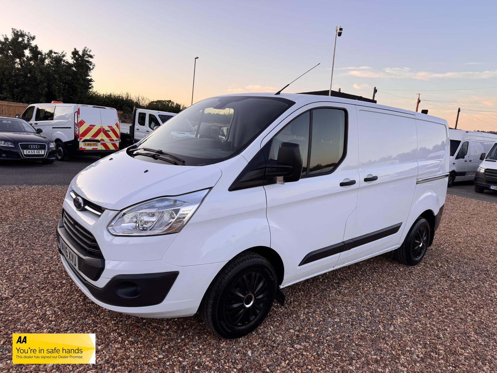Ford Transit Custom 2.2 TDCi 290 Trend Combi Van 5dr Diesel Manual L2 H1 (191 g/km, 98 bhp)