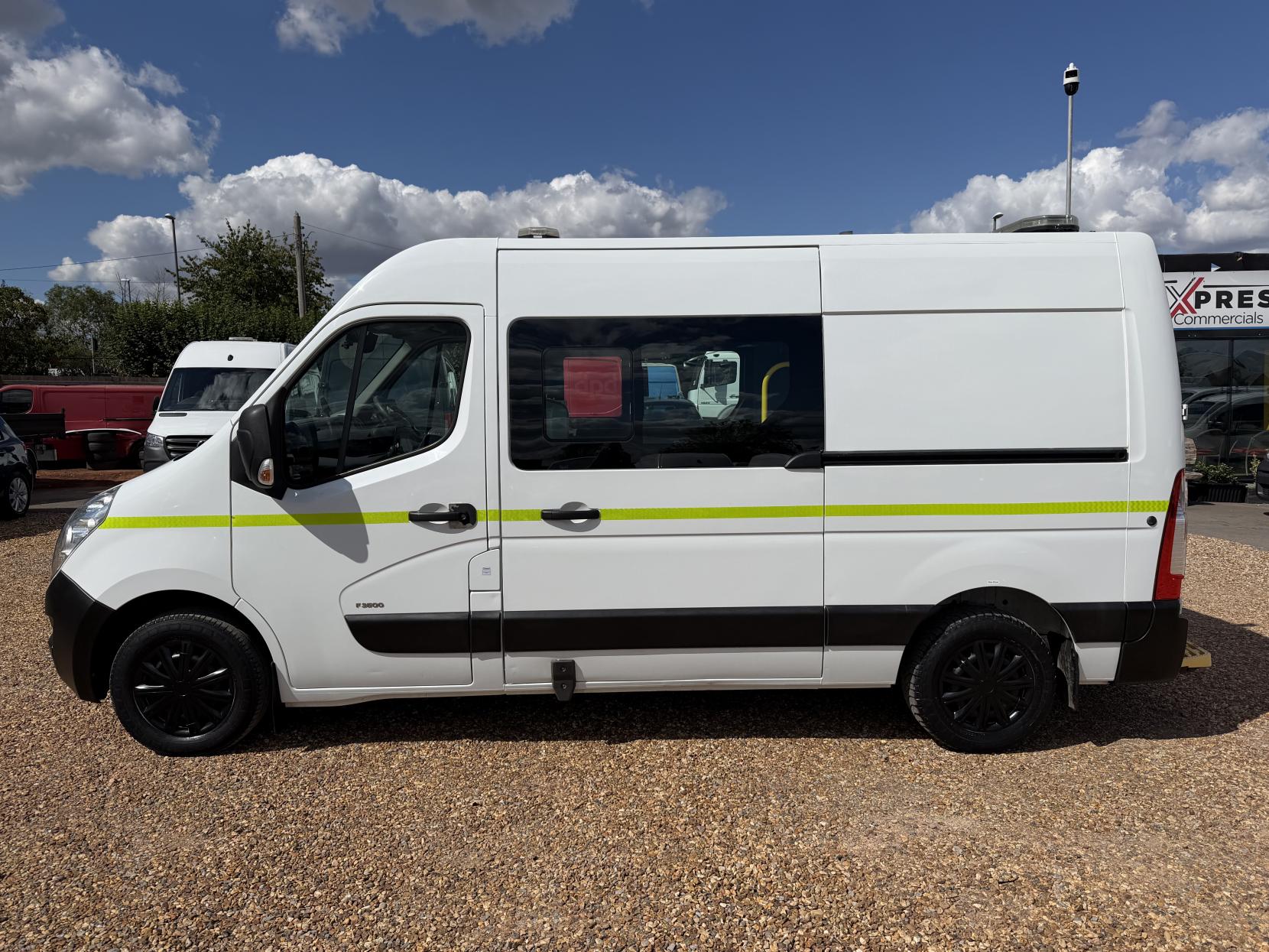 2018 Vauxhall Movano 2.3 CDTi 3500 Panel Van 5dr Diesel Manual FWD L2 H2 Euro 6 (130 ps) - Thumbnail 8