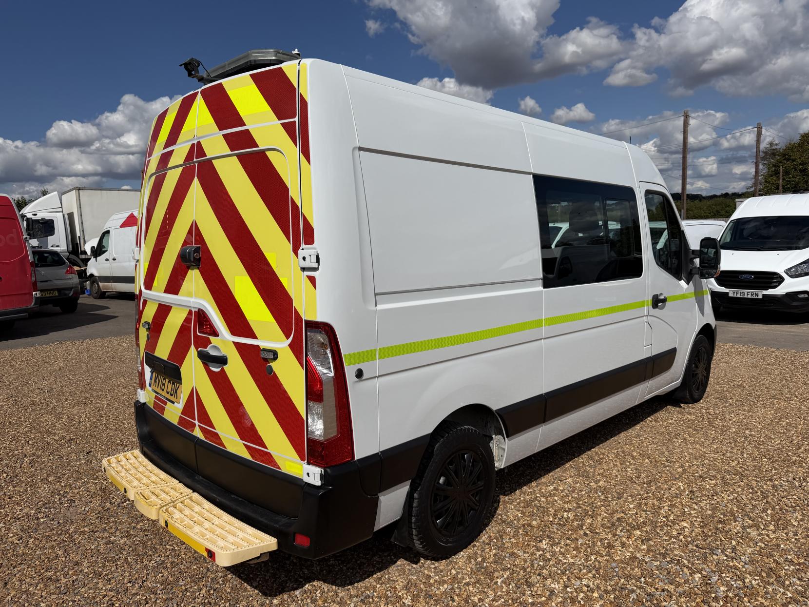 2018 Vauxhall Movano 2.3 CDTi 3500 Panel Van 5dr Diesel Manual FWD L2 H2 Euro 6 (130 ps) - Thumbnail 11