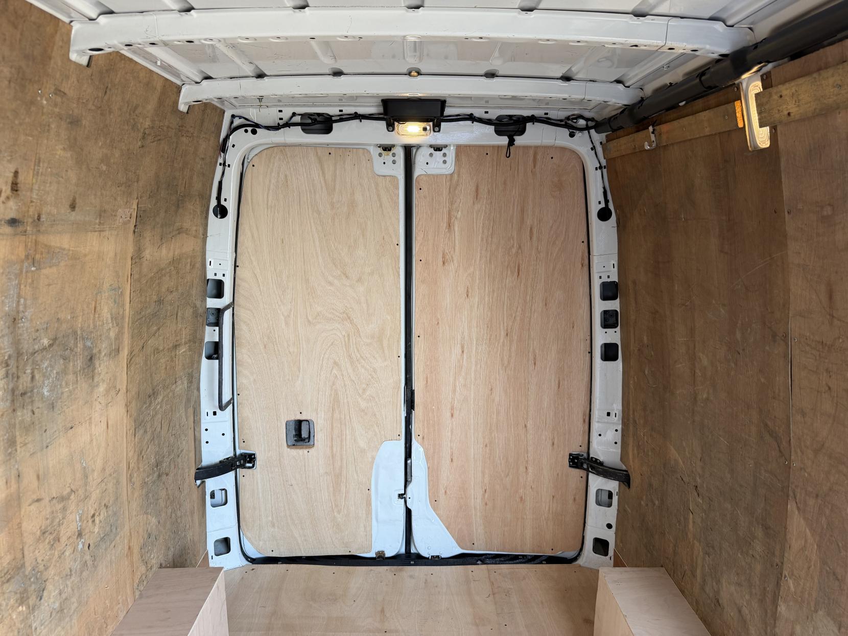 2020 Mercedes-Benz Sprinter 2.1 316 CDI Panel Van 5dr Diesel Manual RWD L2 H2 Euro 6 (163 ps) - Thumbnail 34