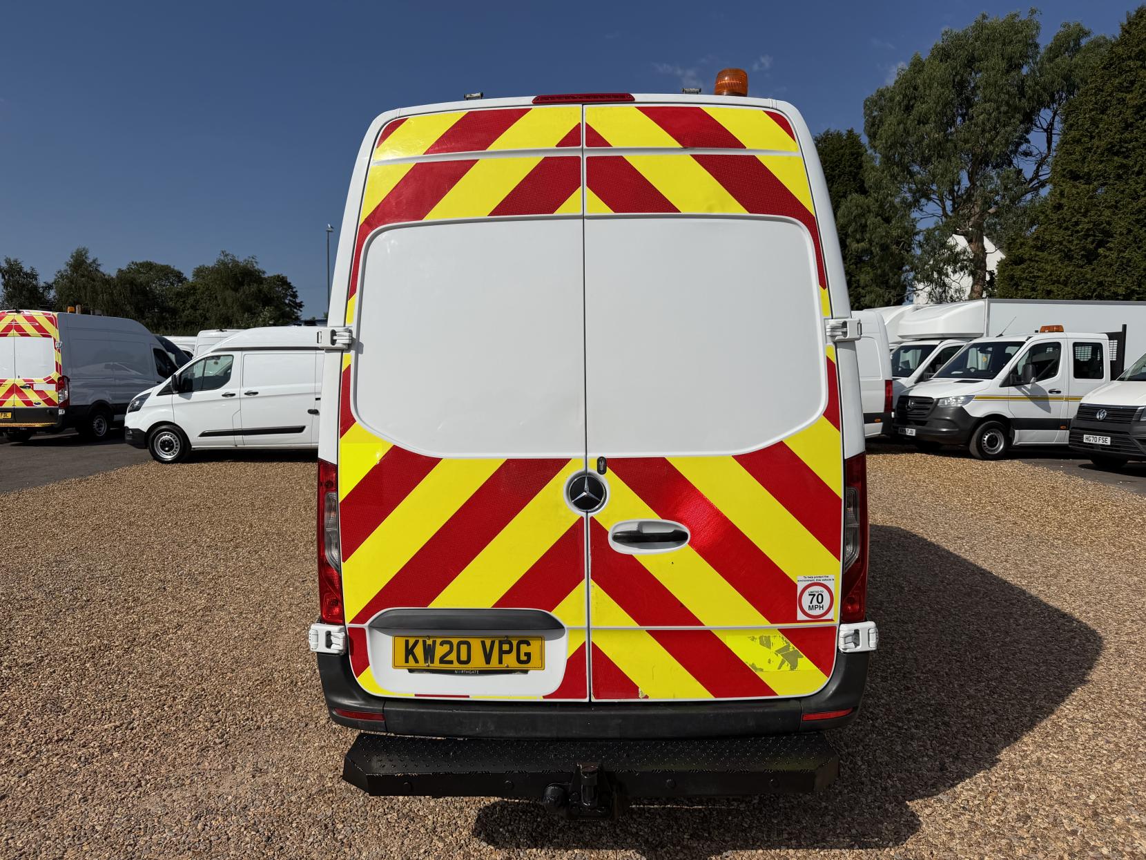 2020 Mercedes-Benz Sprinter 2.1 316 CDI Panel Van 5dr Diesel Manual RWD L2 H2 Euro 6 (163 ps) - Thumbnail 10