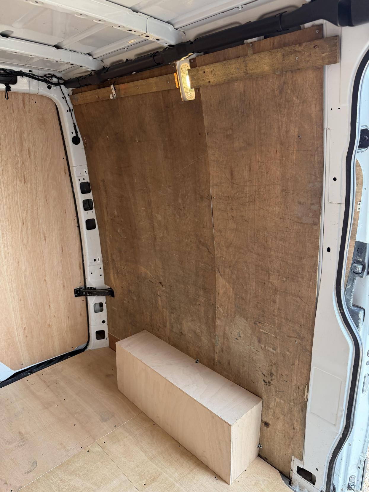 2020 Mercedes-Benz Sprinter 2.1 316 CDI Panel Van 5dr Diesel Manual RWD L2 H2 Euro 6 (163 ps) - Thumbnail 39