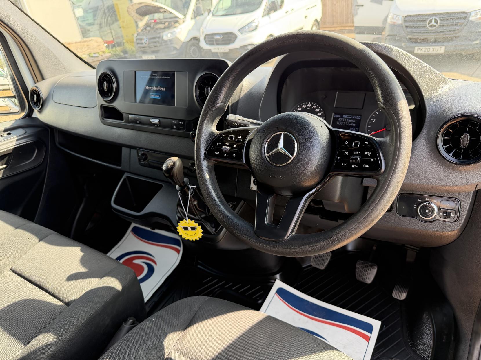 2020 Mercedes-Benz Sprinter 2.1 316 CDI Panel Van 5dr Diesel Manual RWD L2 H2 Euro 6 (163 ps) - Thumbnail 2