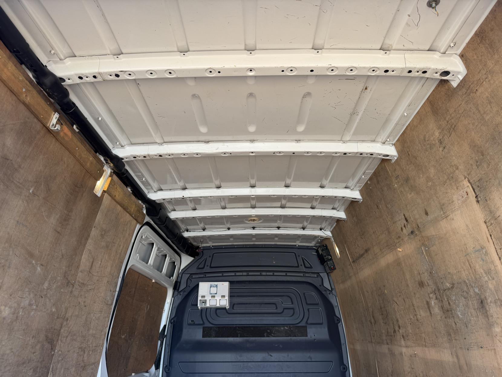 2020 Mercedes-Benz Sprinter 2.1 316 CDI Panel Van 5dr Diesel Manual RWD L2 H2 Euro 6 (163 ps) - Thumbnail 47