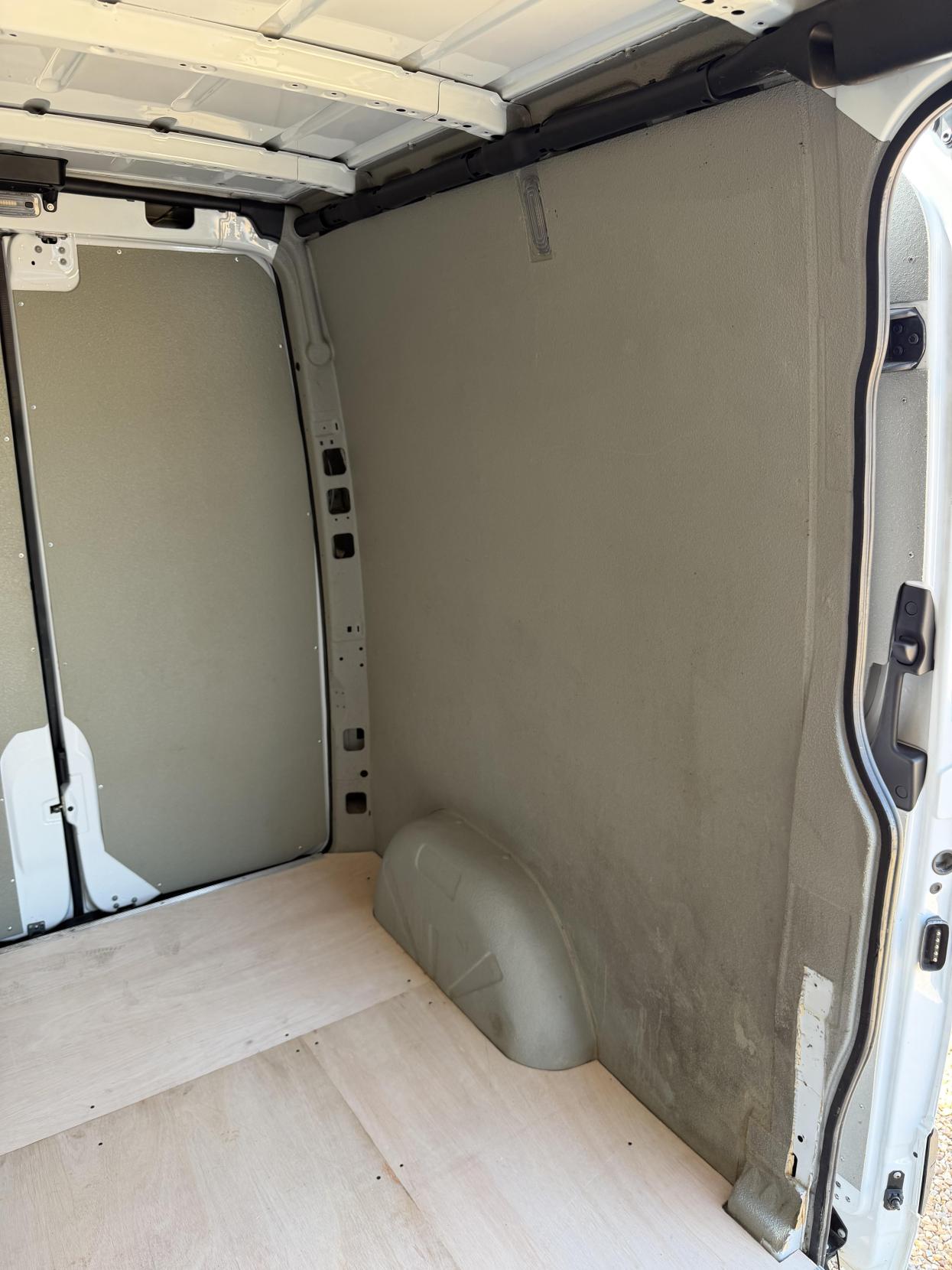 2021 Mercedes-Benz Sprinter 2.1 314 CDI Premium Panel Van 5dr Diesel Manual FWD L2 H2 Euro 6 (s/s) (143 ps) - Thumbnail 43