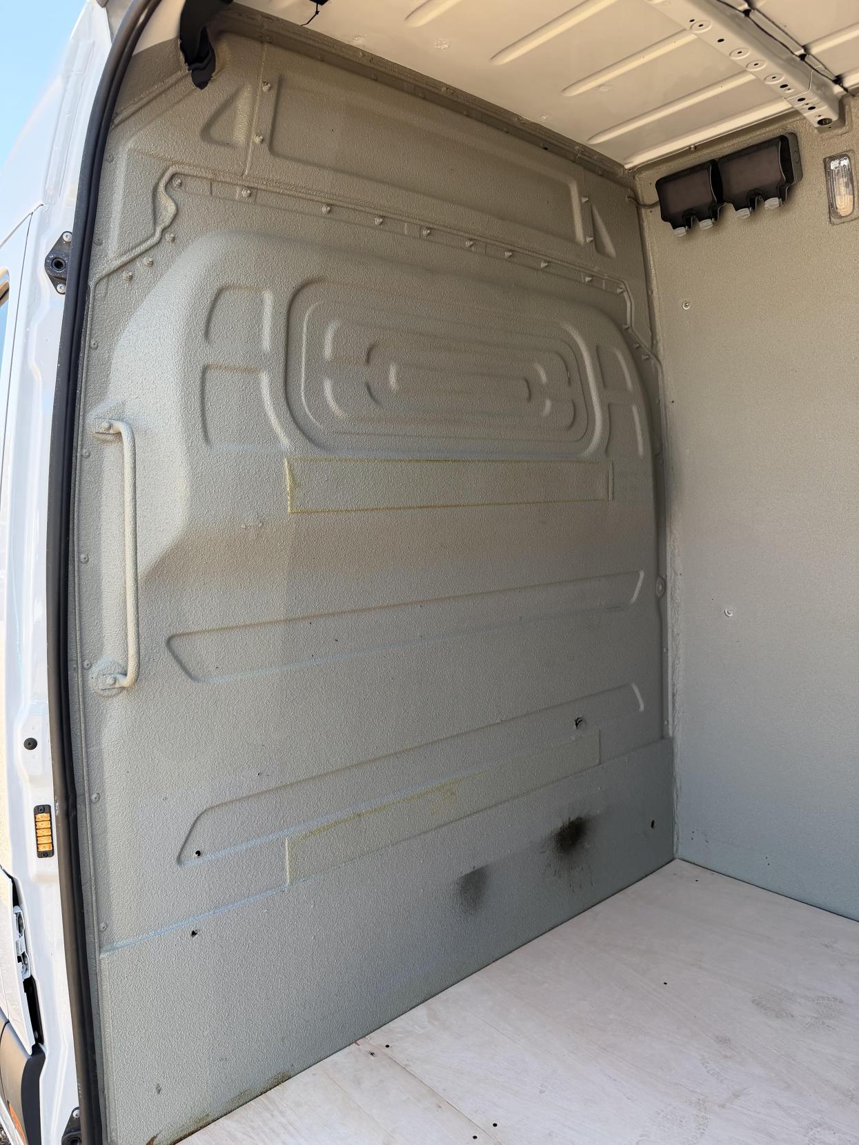 2021 Mercedes-Benz Sprinter 2.1 314 CDI Premium Panel Van 5dr Diesel Manual FWD L2 H2 Euro 6 (s/s) (143 ps) - Thumbnail 34