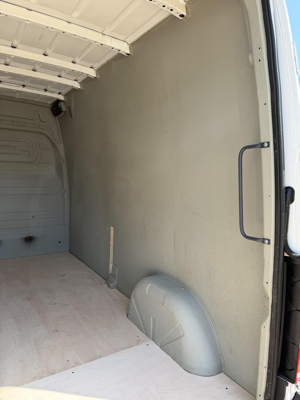 2021 Mercedes-Benz Sprinter 2.1 314 CDI Premium Panel Van 5dr Diesel Manual FWD L2 H2 Euro 6 (s/s) (143 ps) - Thumbnail 48