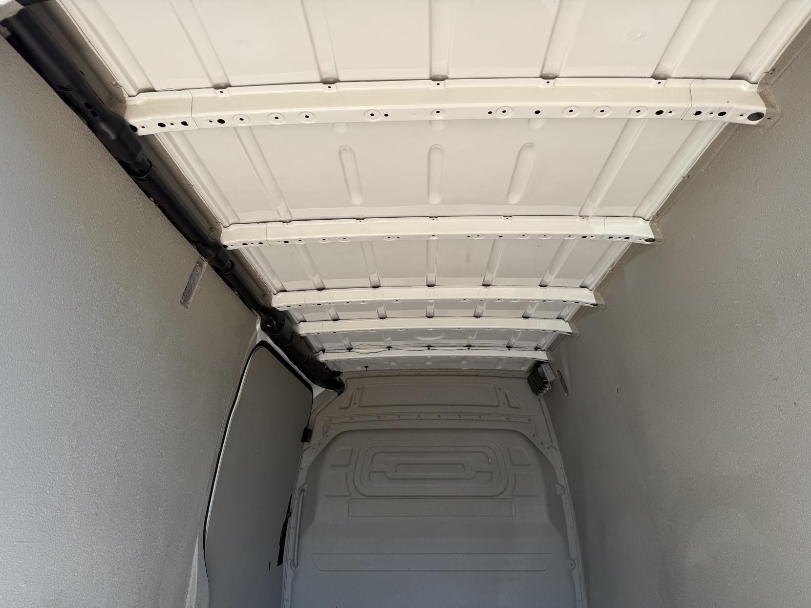 2021 Mercedes-Benz Sprinter 2.1 314 CDI Premium Panel Van 5dr Diesel Manual FWD L2 H2 Euro 6 (s/s) (143 ps) - Thumbnail 46