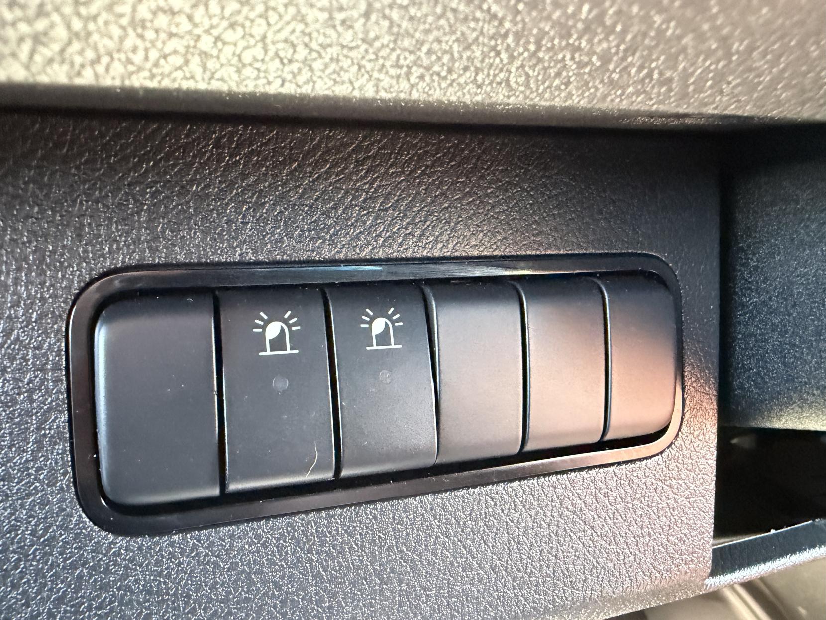 2021 Mercedes-Benz Sprinter 2.1 314 CDI Premium Panel Van 5dr Diesel Manual FWD L2 H2 Euro 6 (s/s) (143 ps) - Thumbnail 33