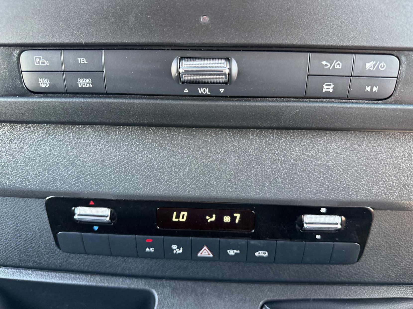 2021 Mercedes-Benz Sprinter 2.1 314 CDI Premium Panel Van 5dr Diesel Manual FWD L2 H2 Euro 6 (s/s) (143 ps) - Thumbnail 30