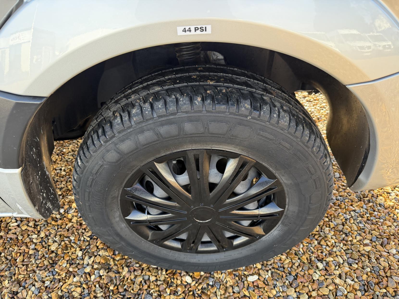 Mercedes-Benz Sprinter 2.1 313 CDi BlueEFFICIENCY Panel Van 4dr Diesel Manual RWD L1 H3 (211 g/km, 129 bhp)